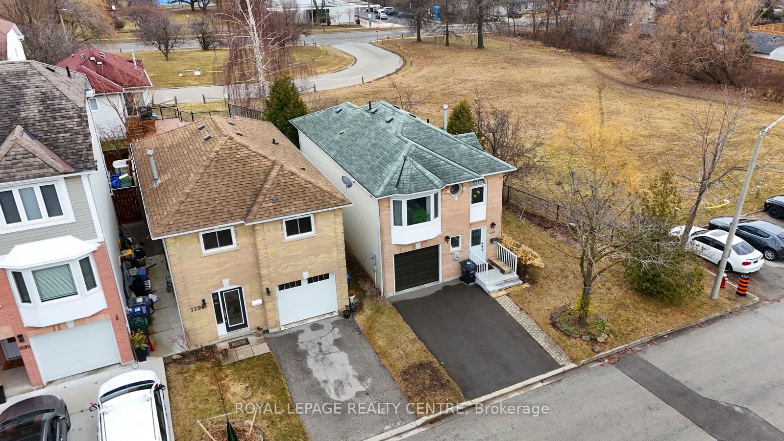 1296 Woodhill Court