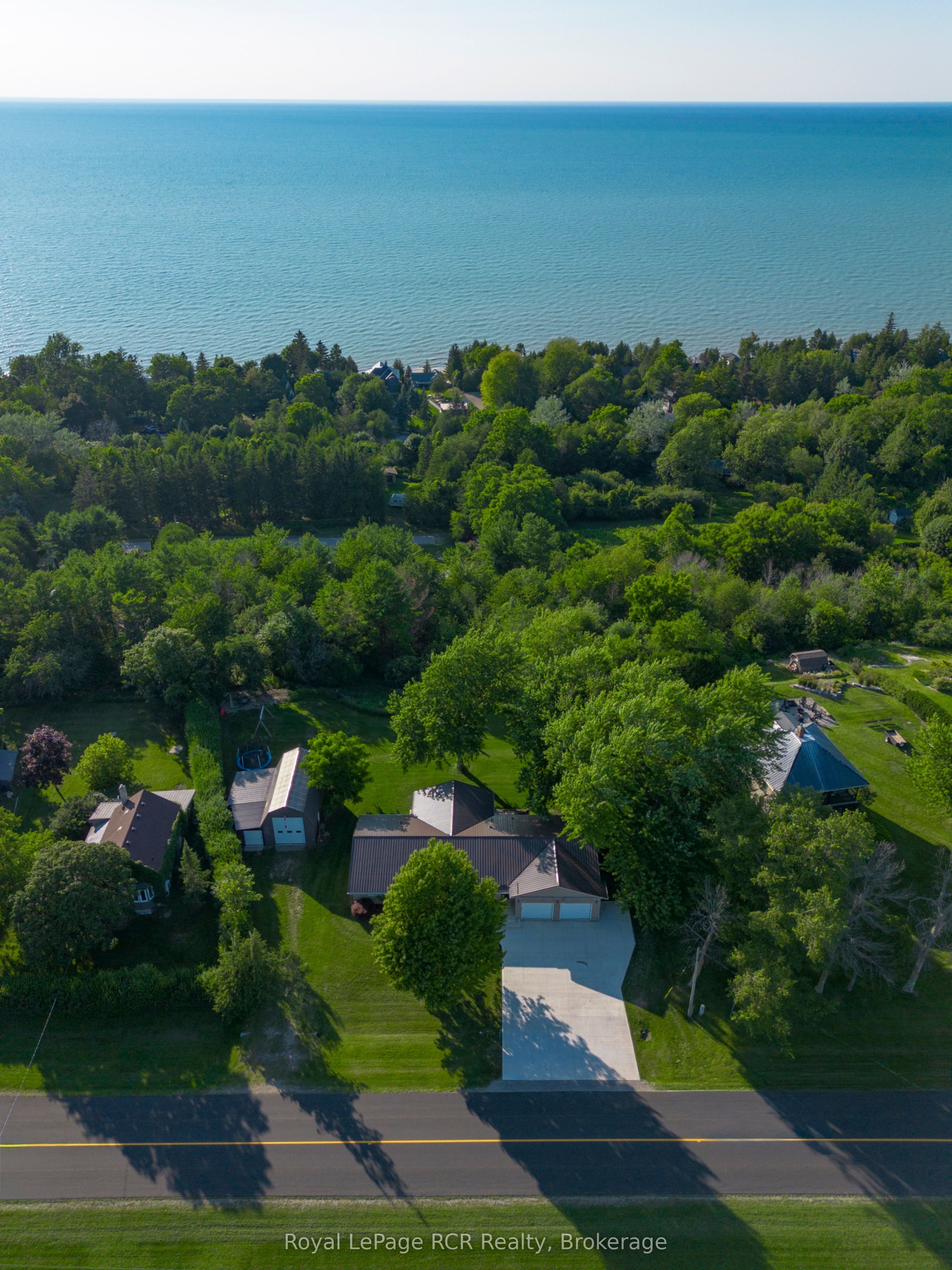 796 Lake Range Drive