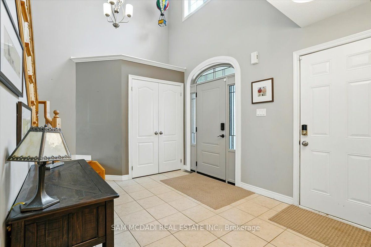 3 Maude Court