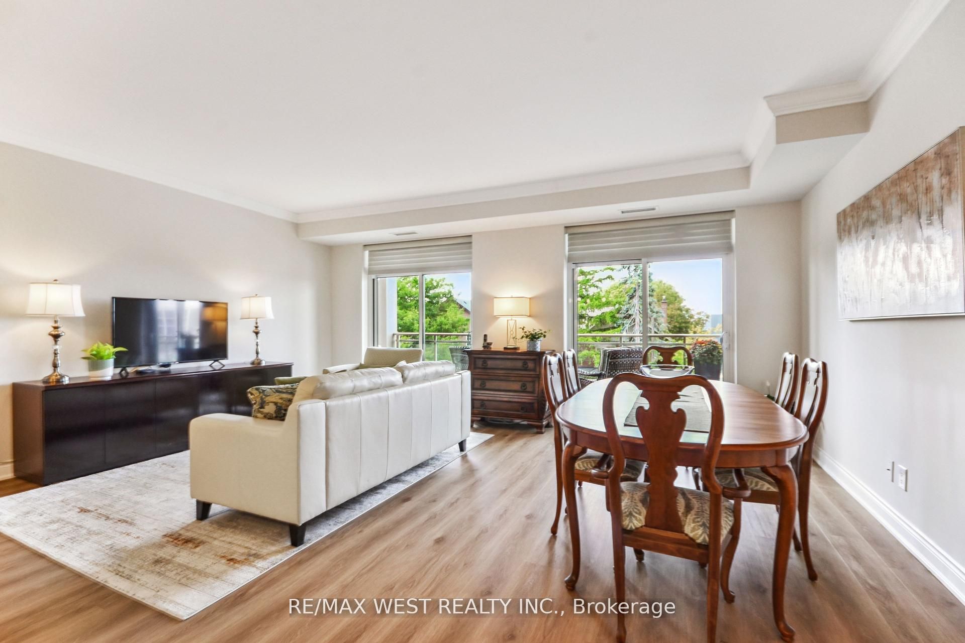 281 Woodbridge Avenue 321