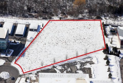 30 Pugsley Court Ajax ON L1Z 0L8