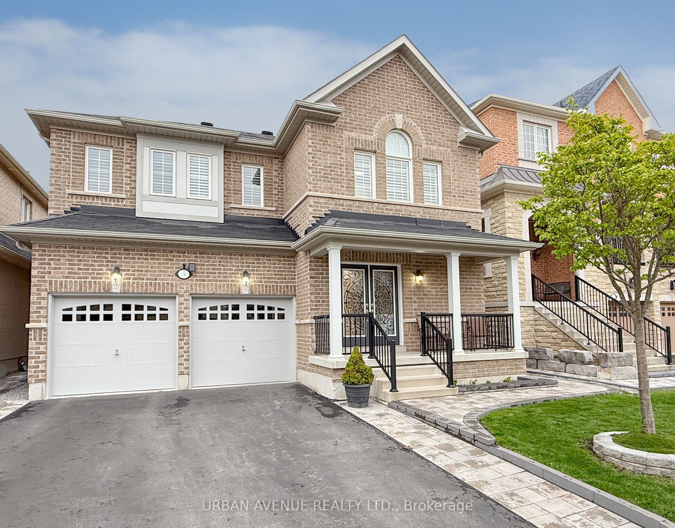 5 Aquilina Court
