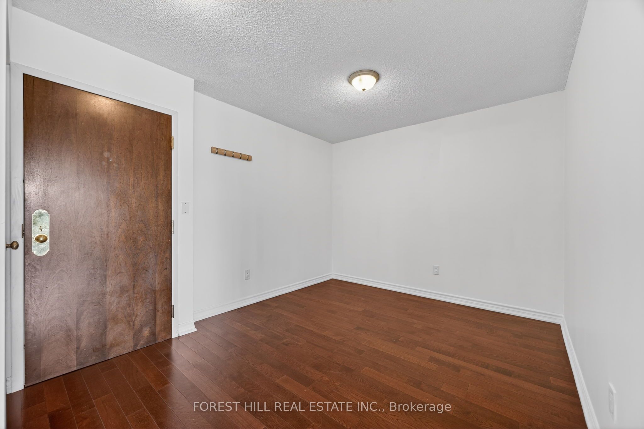1300 Islington Avenue 1709