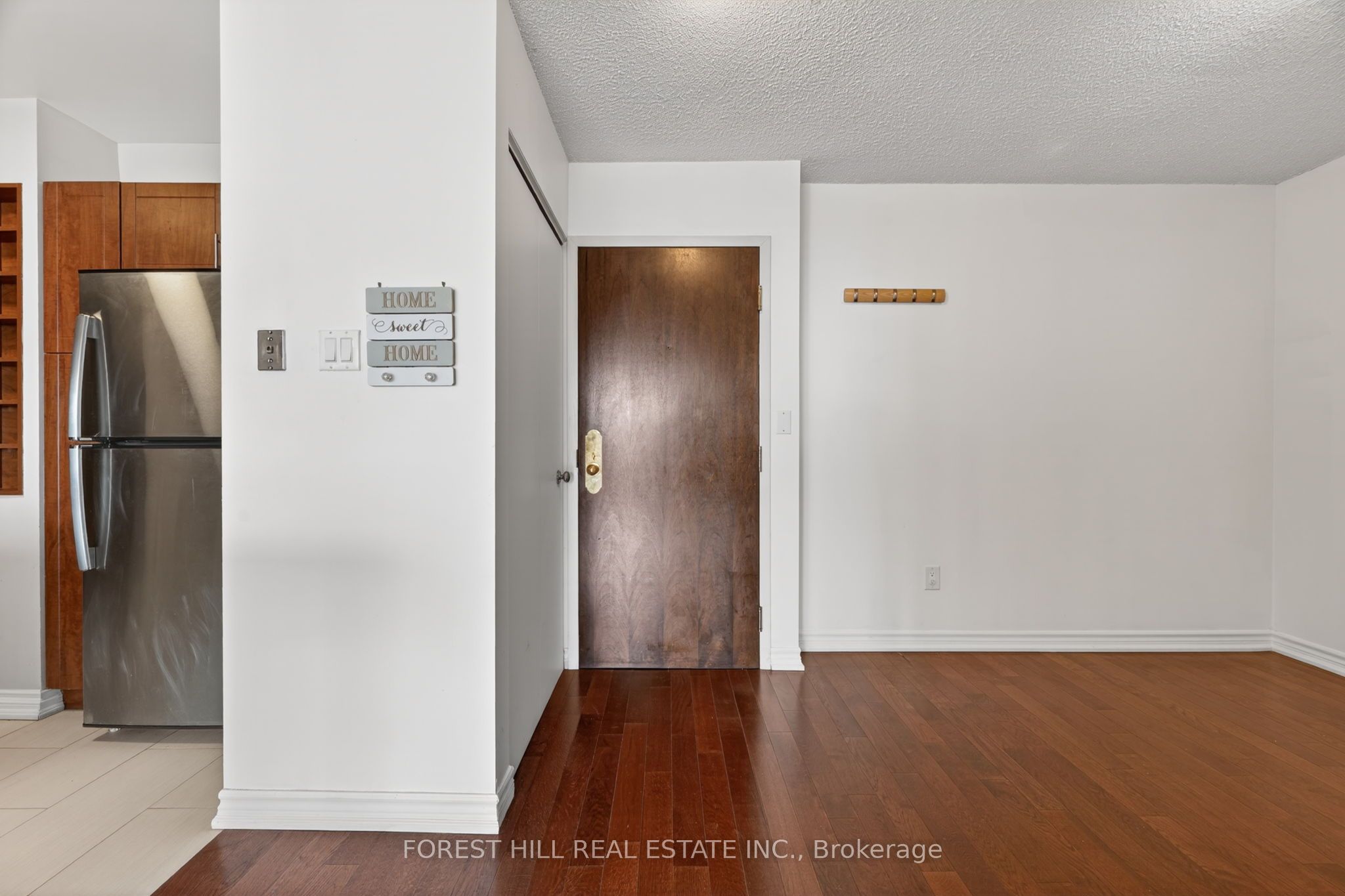 1300 Islington Avenue 1709