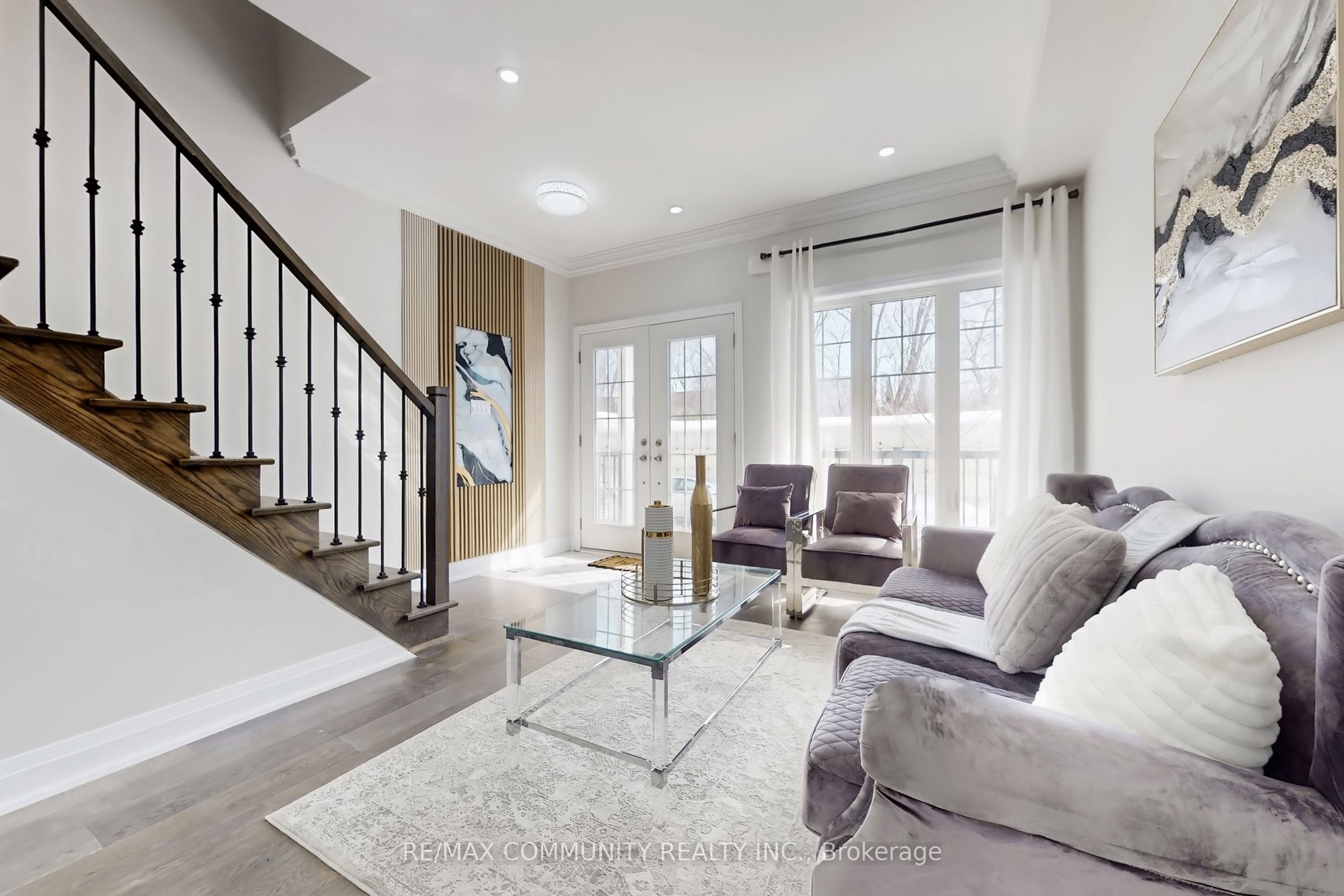 1741 Fairport Road 7