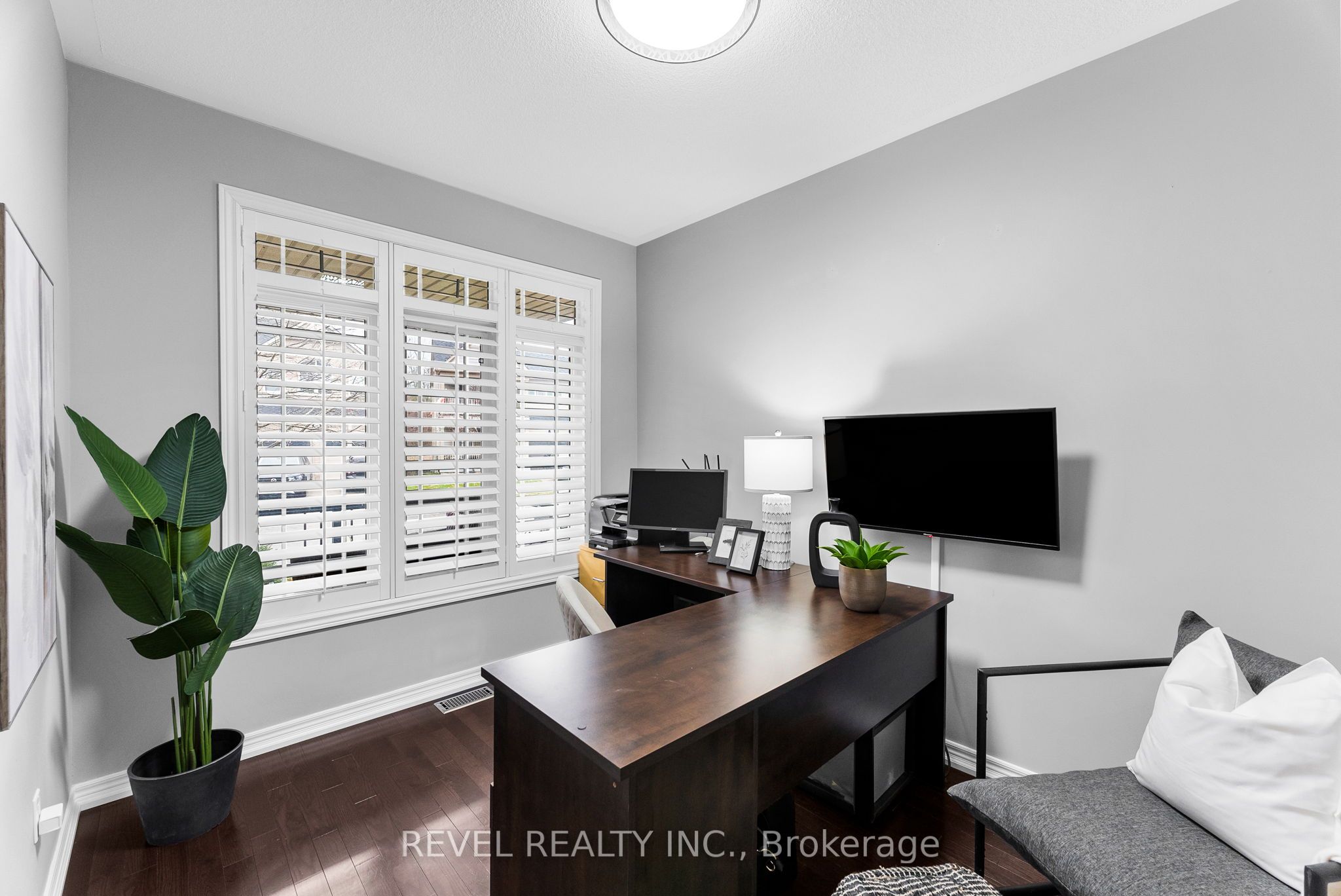 25 Duckfield Crescent