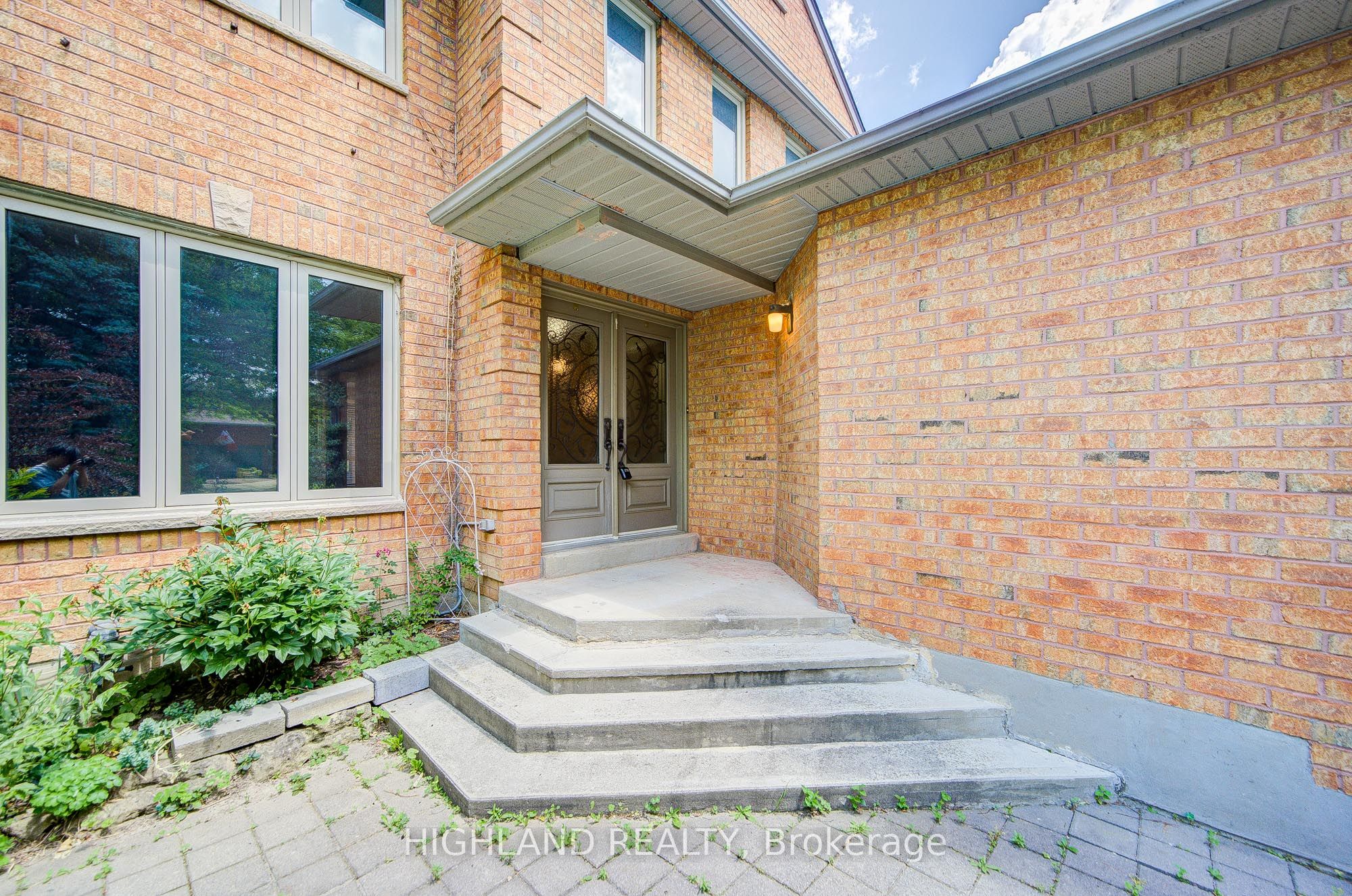 4369 Spinningdale Court