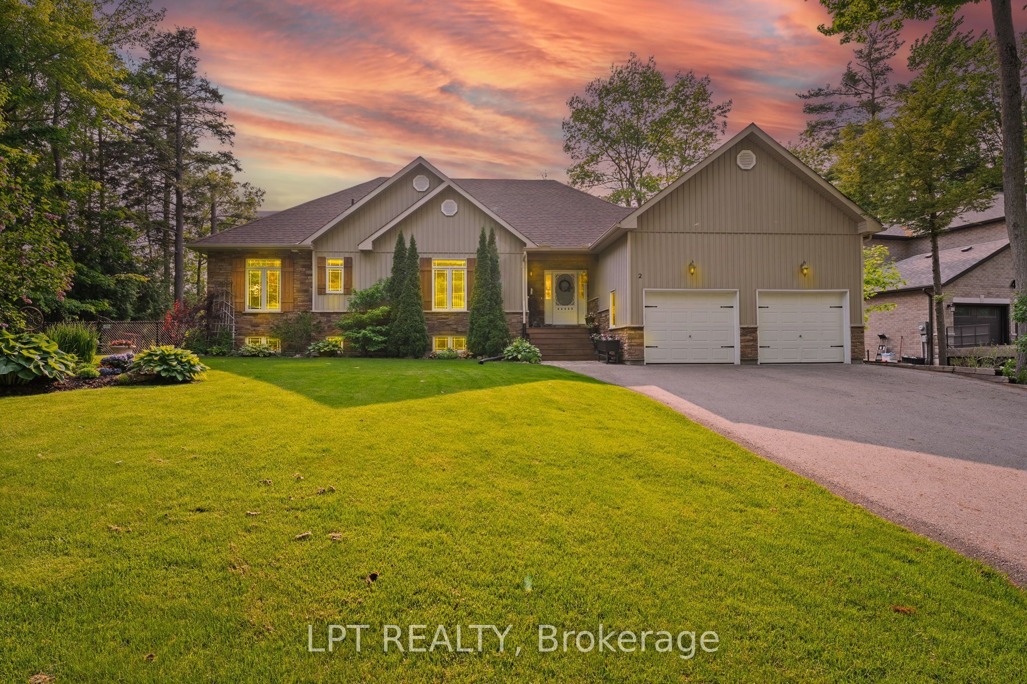 2 Birch Knoll Road