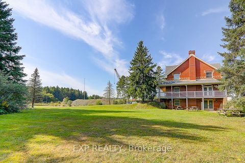 2768 Davis Drive East Gwillimbury ON L3Y 4W1