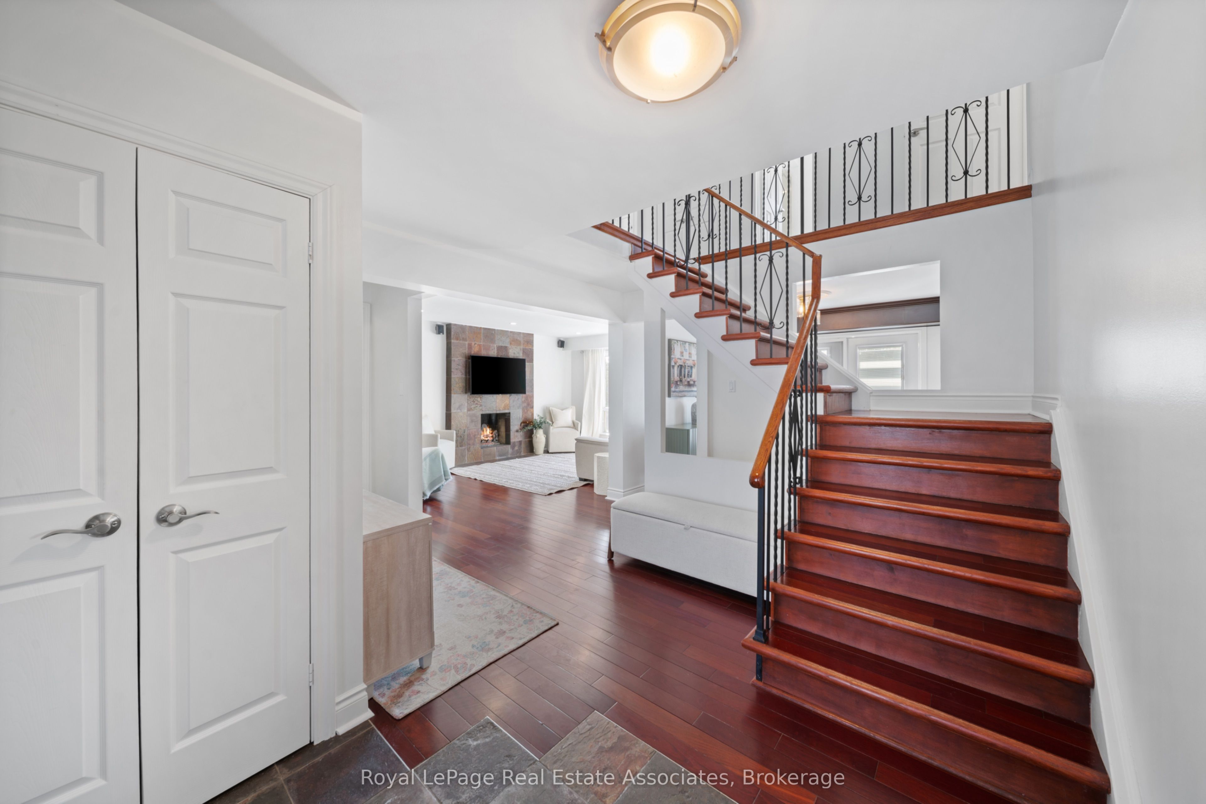 1550 Woodeden Drive