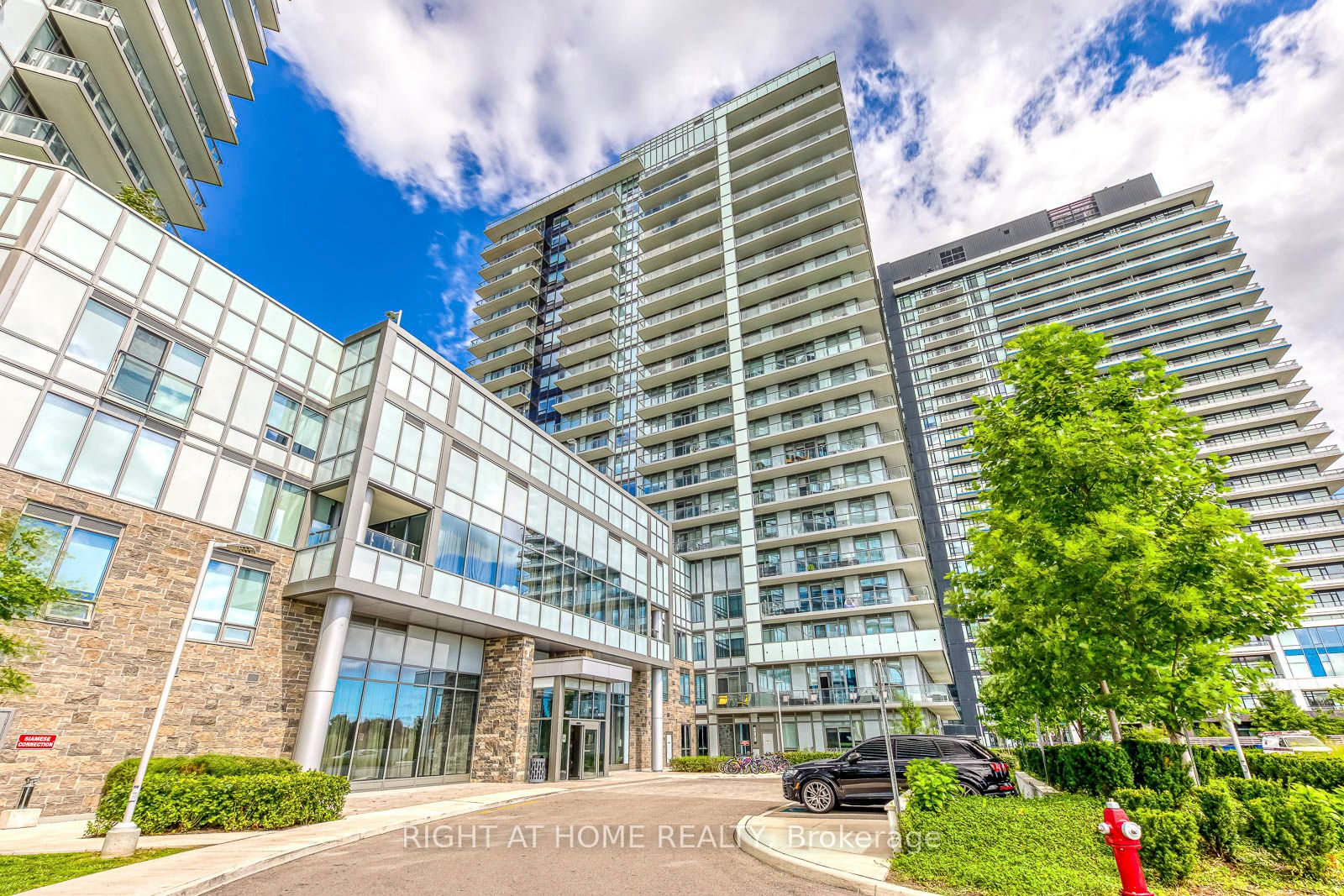4675 Metcalfe Avenue 206