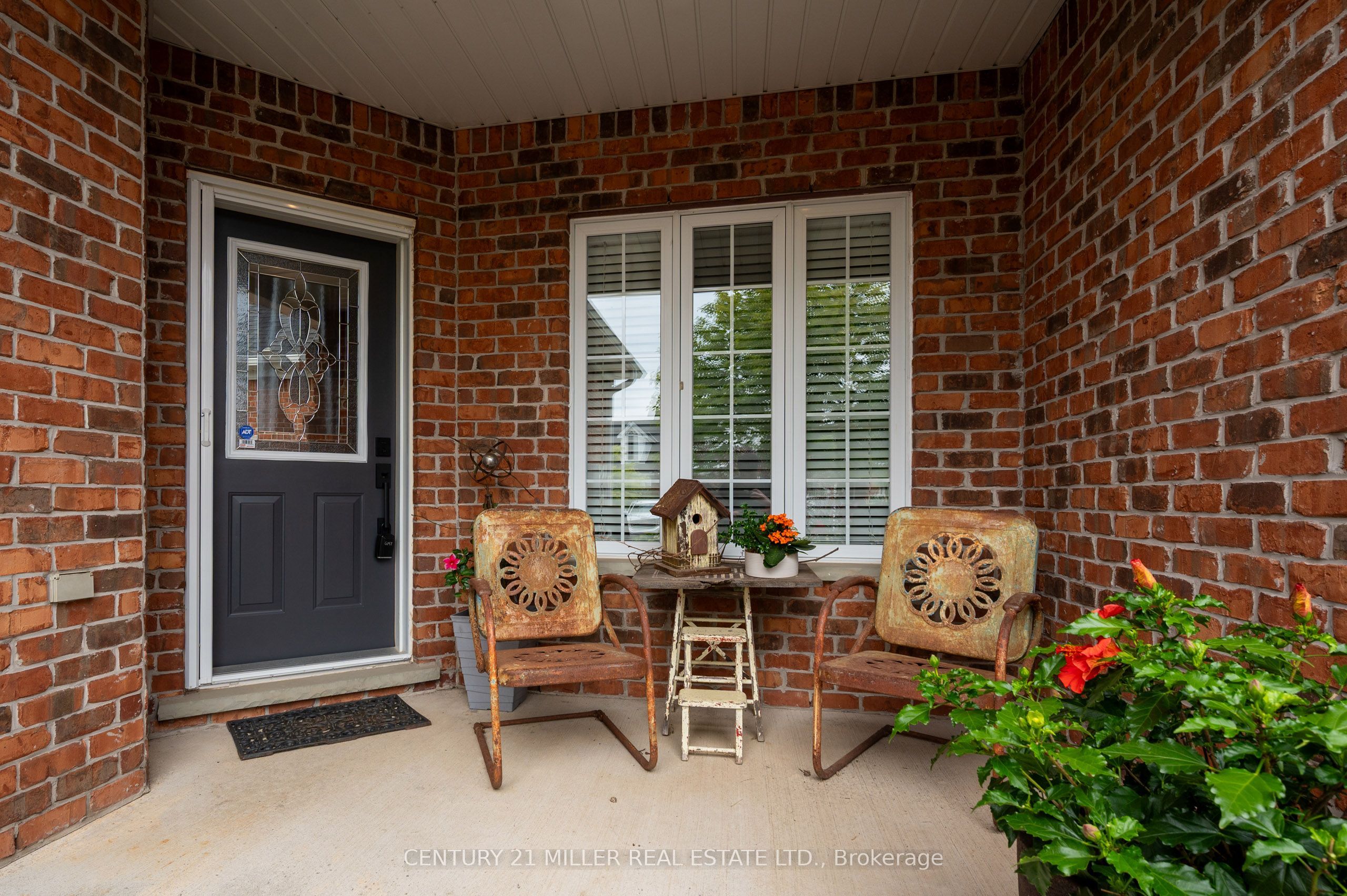 125 Riverwalk Place