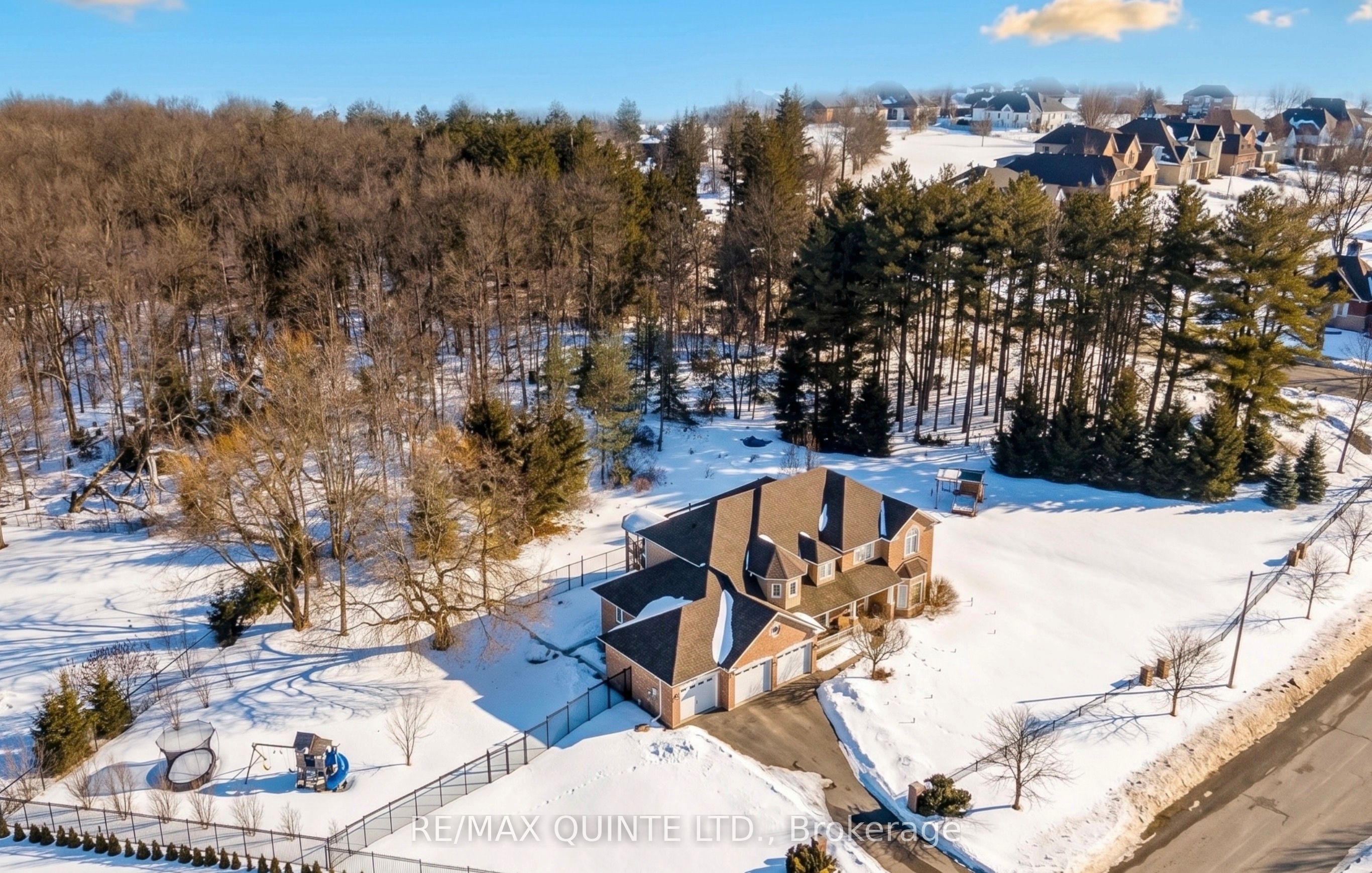 2 Treeview Avenue