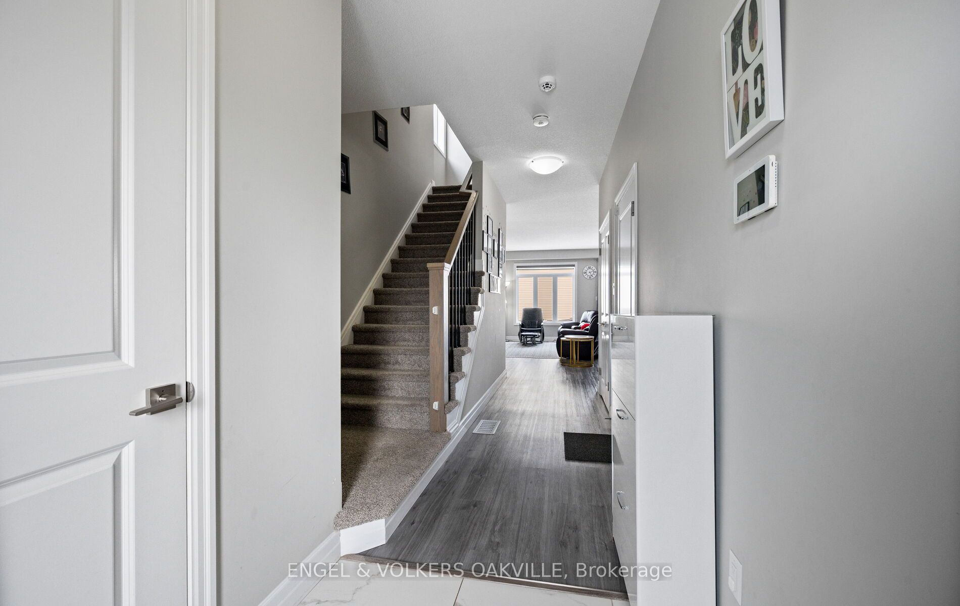 1023 Devonshire Avenue 29