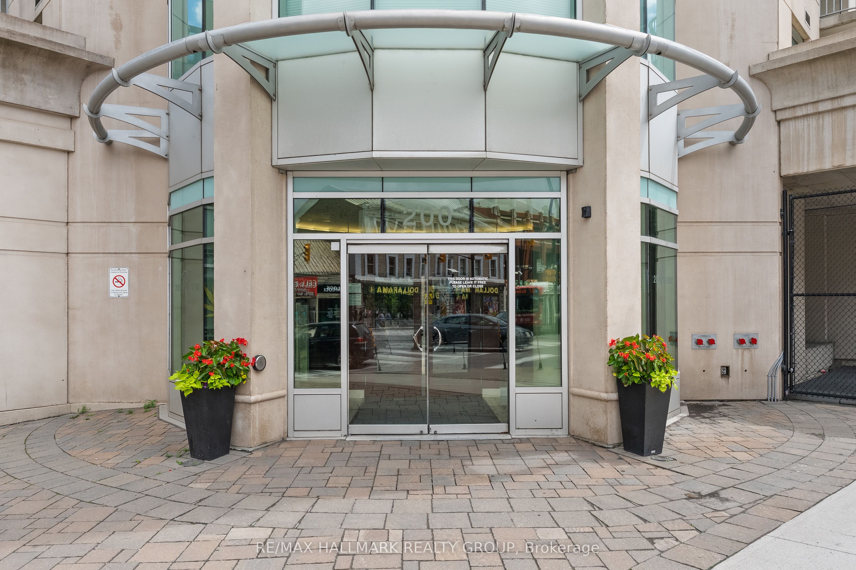 200 Rideau Street 1702
