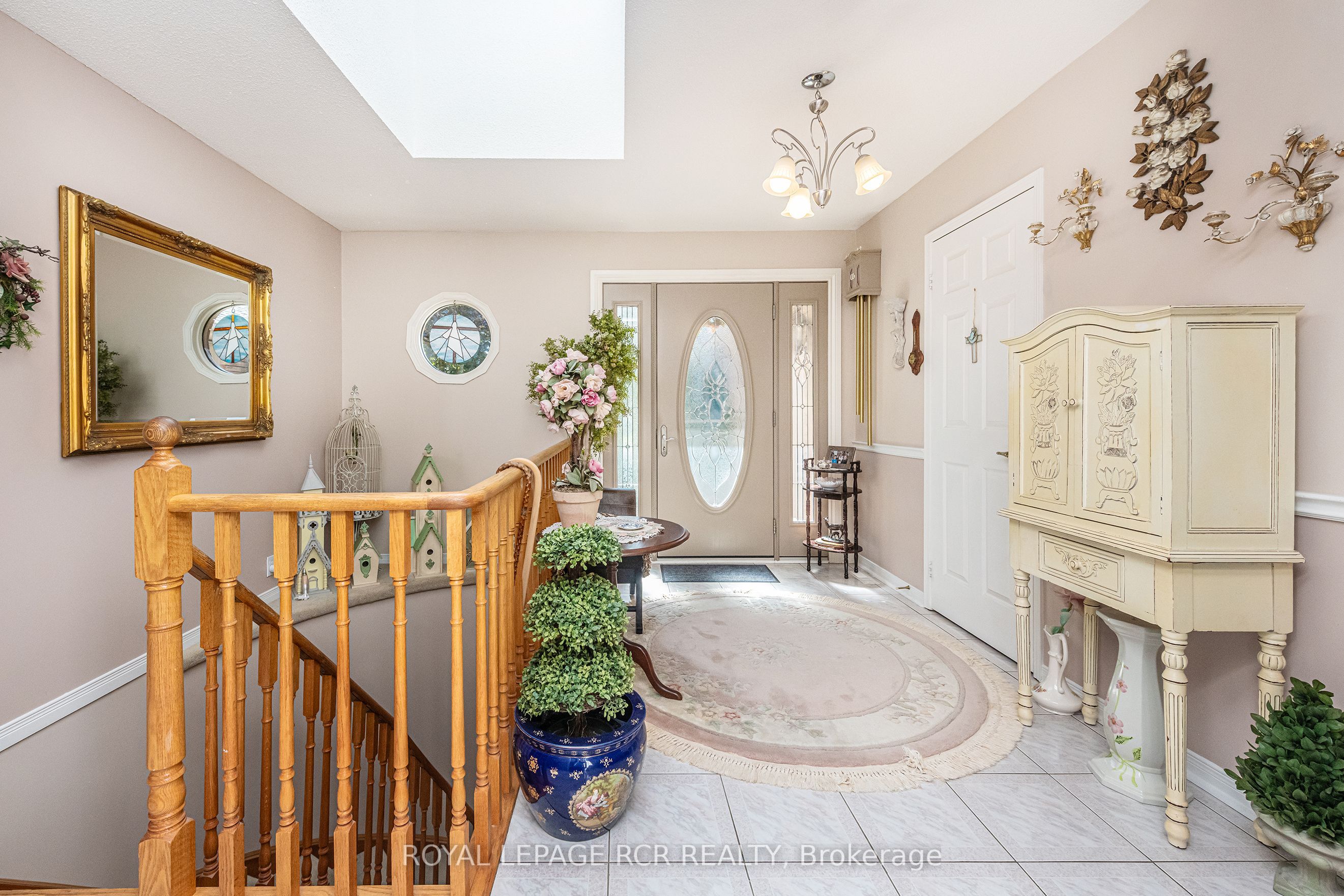217 Oakwood Crescent