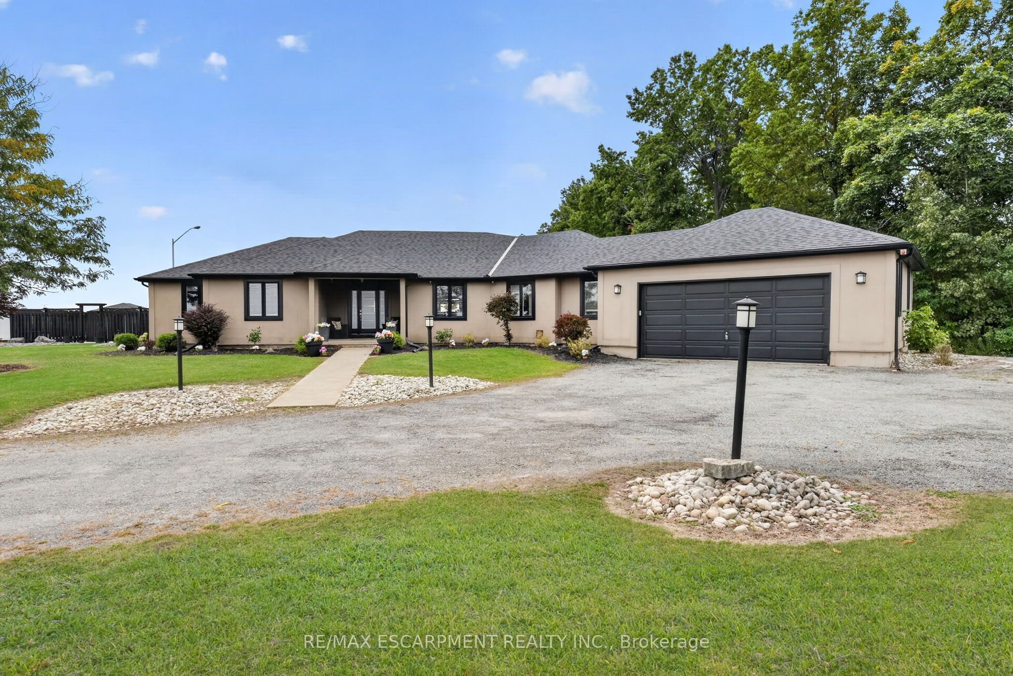 1380 Eighth Avenue Louth N/A