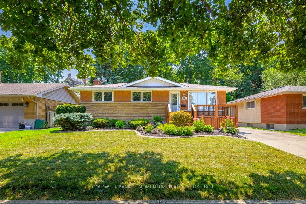 4 Parkhill Road