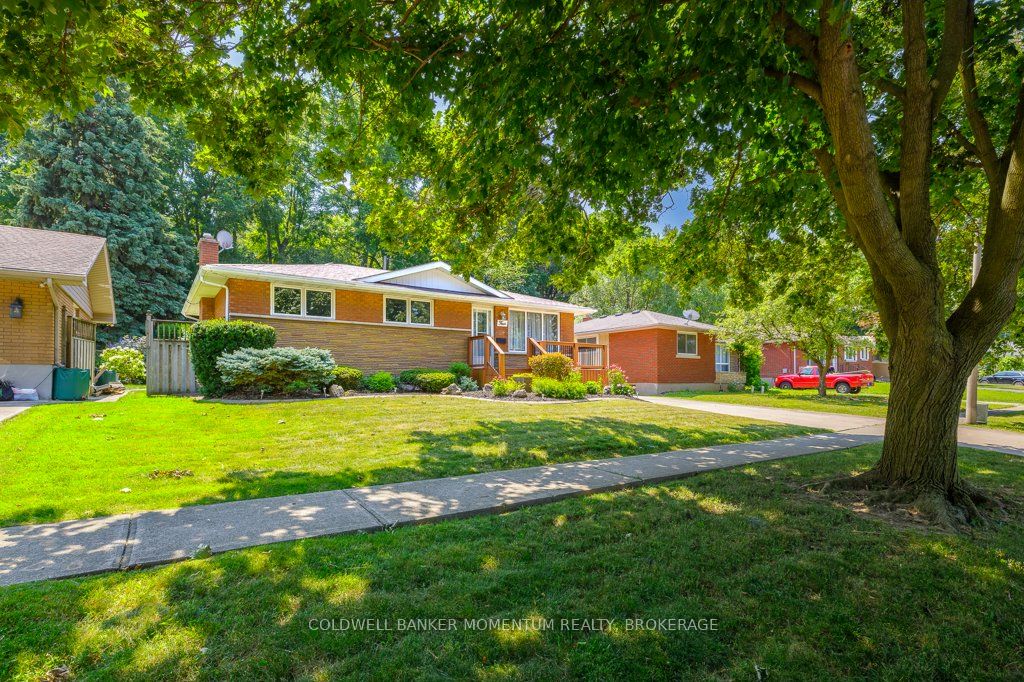 4 Parkhill Road