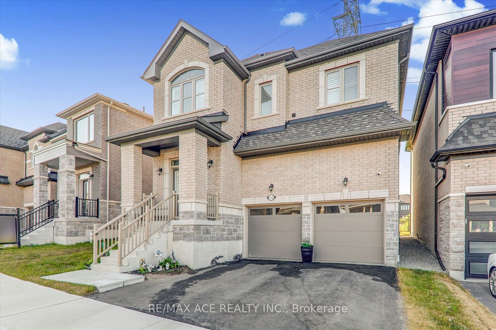 1152 Skyridge Boulevard