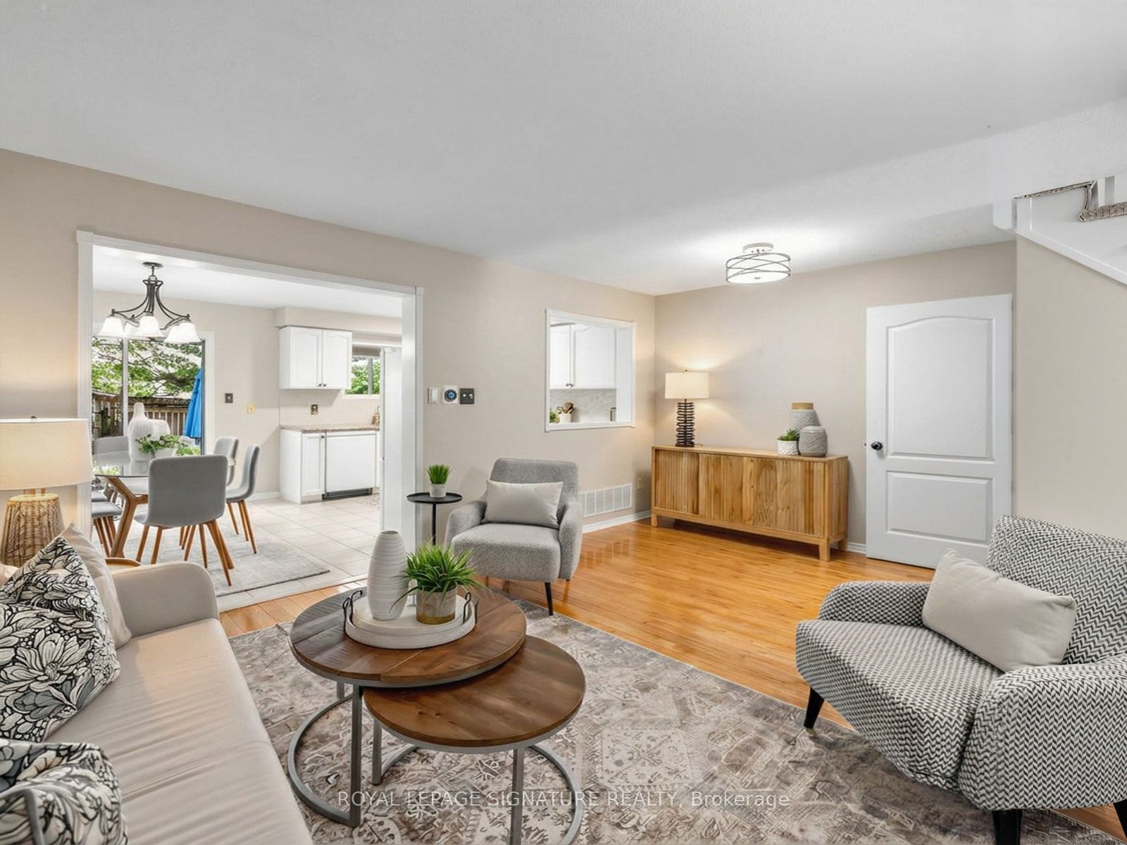 5525 Palmerston Crescent 36