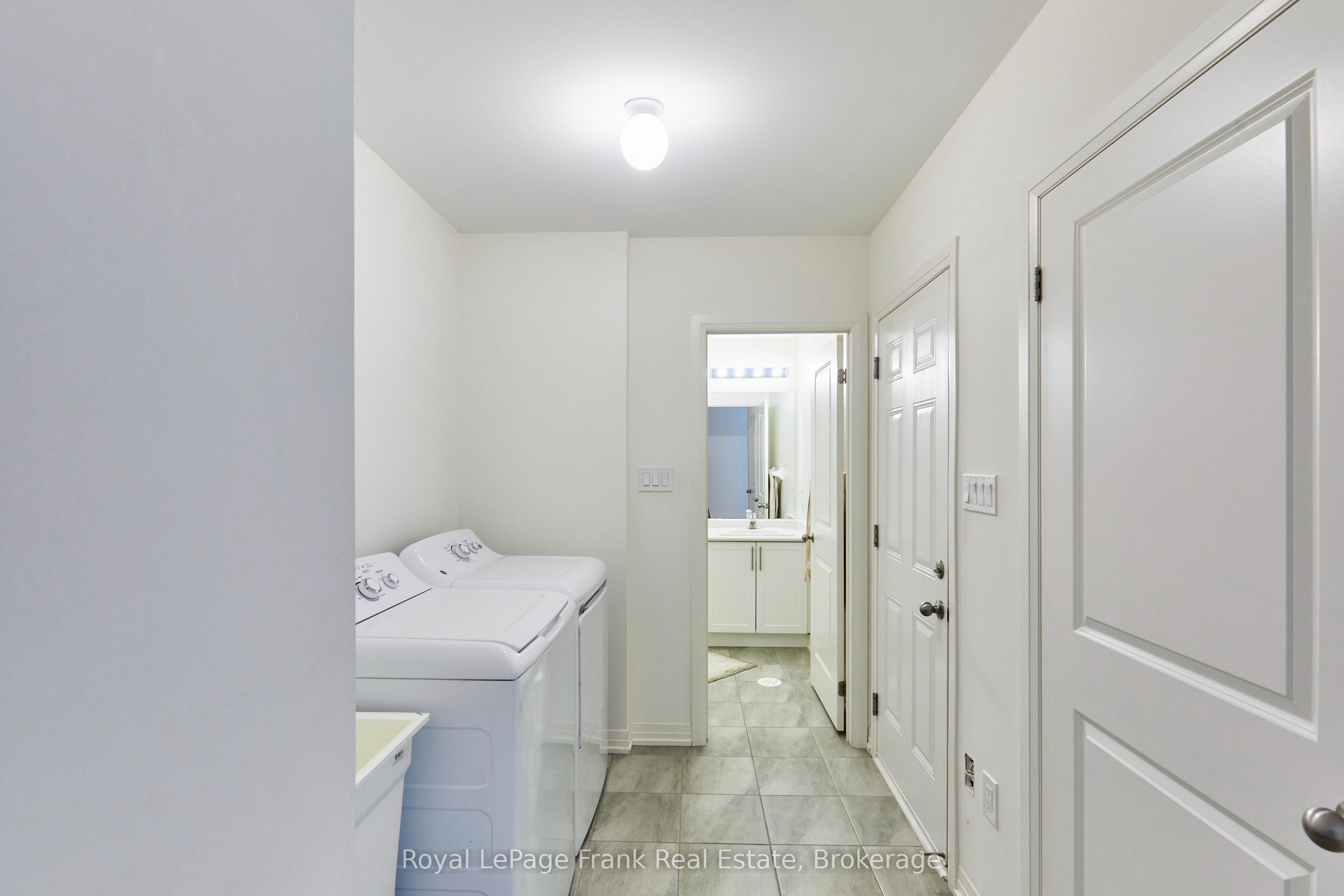 26 Clarington Boulevard