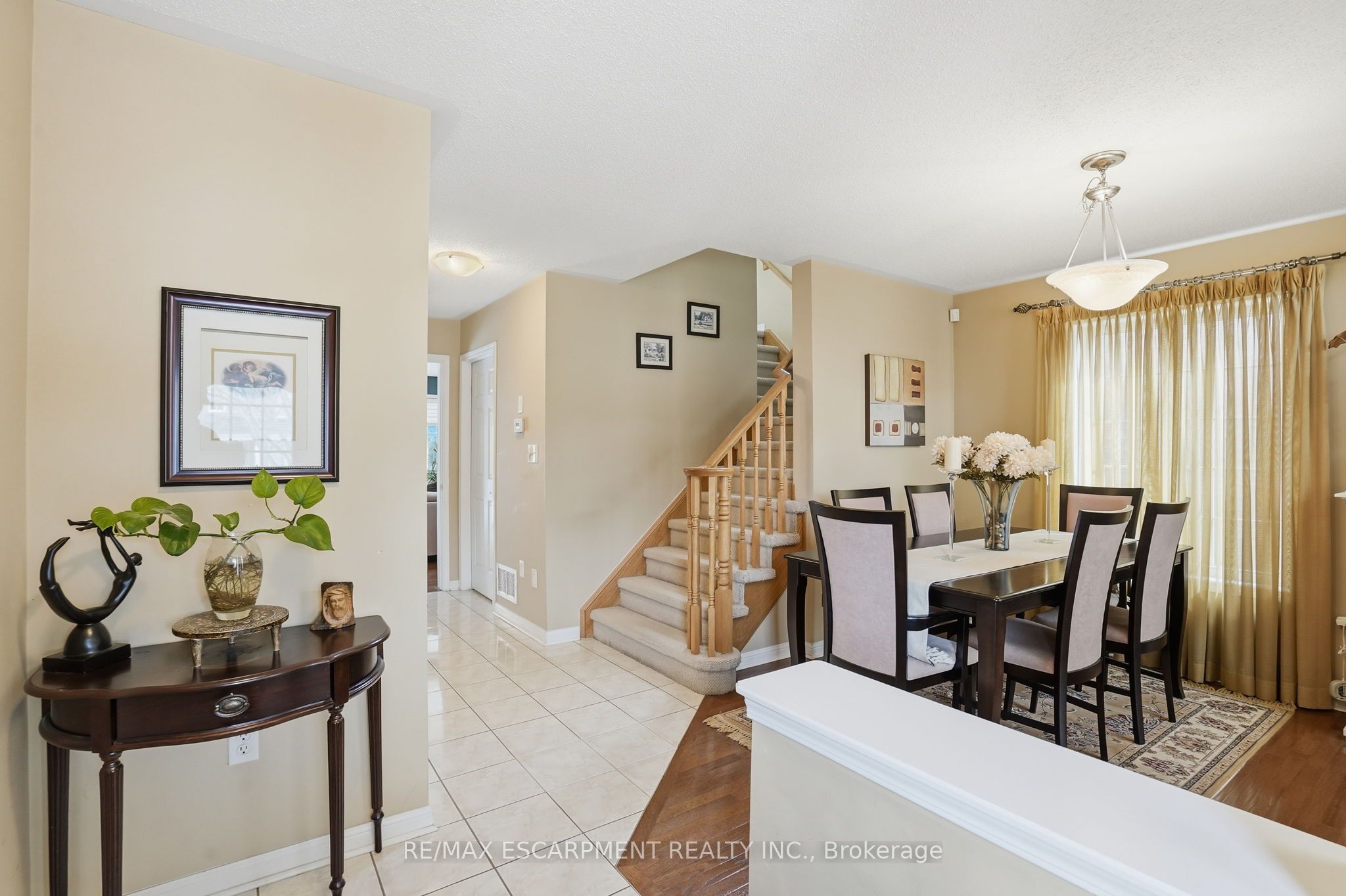 2505 Valleyridge Drive