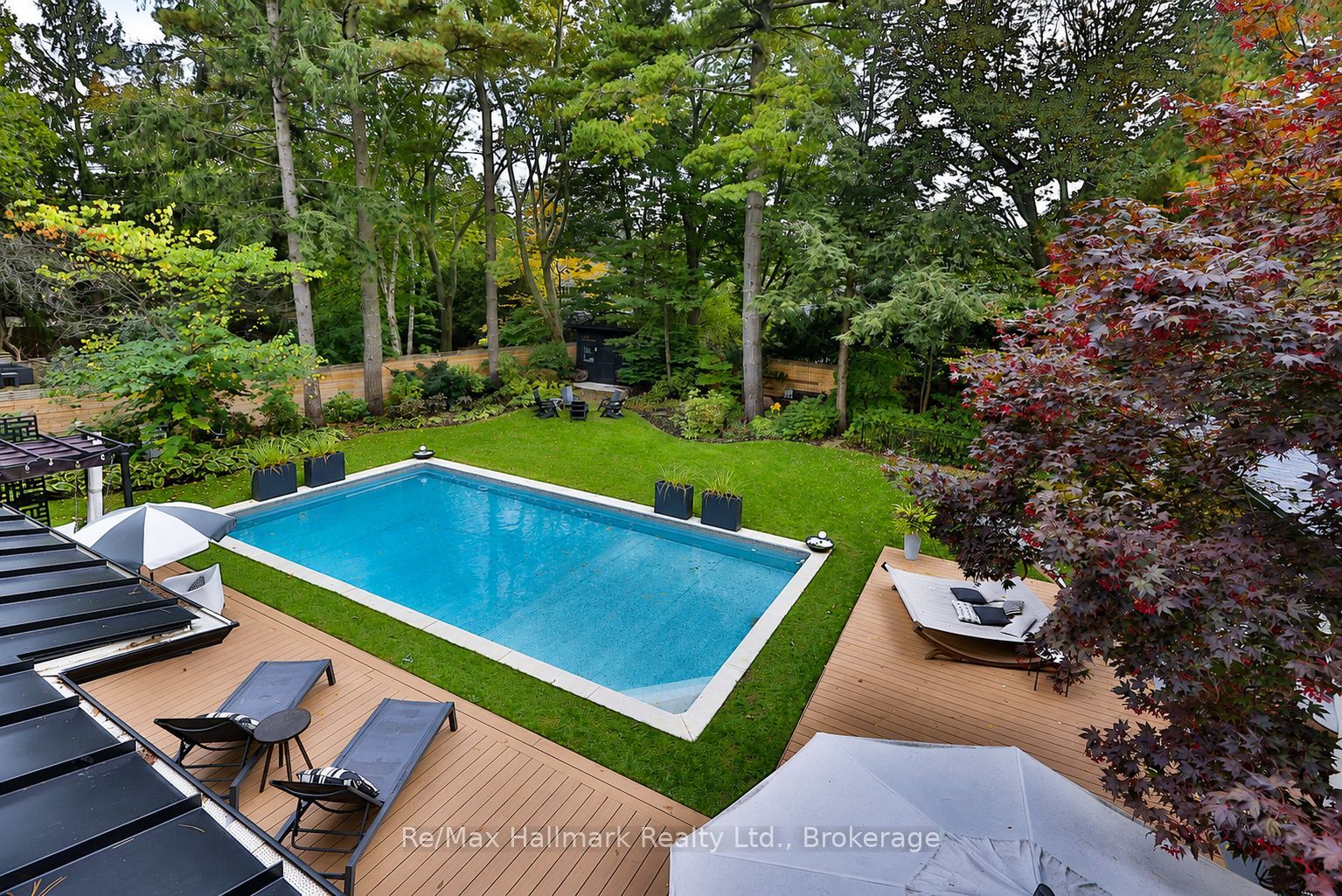 200 Chartwell Road
