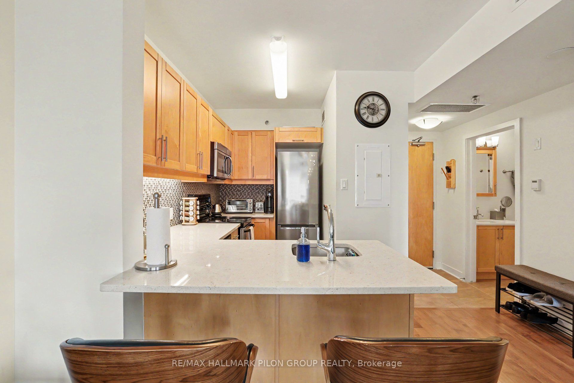 300C Lett Street 619