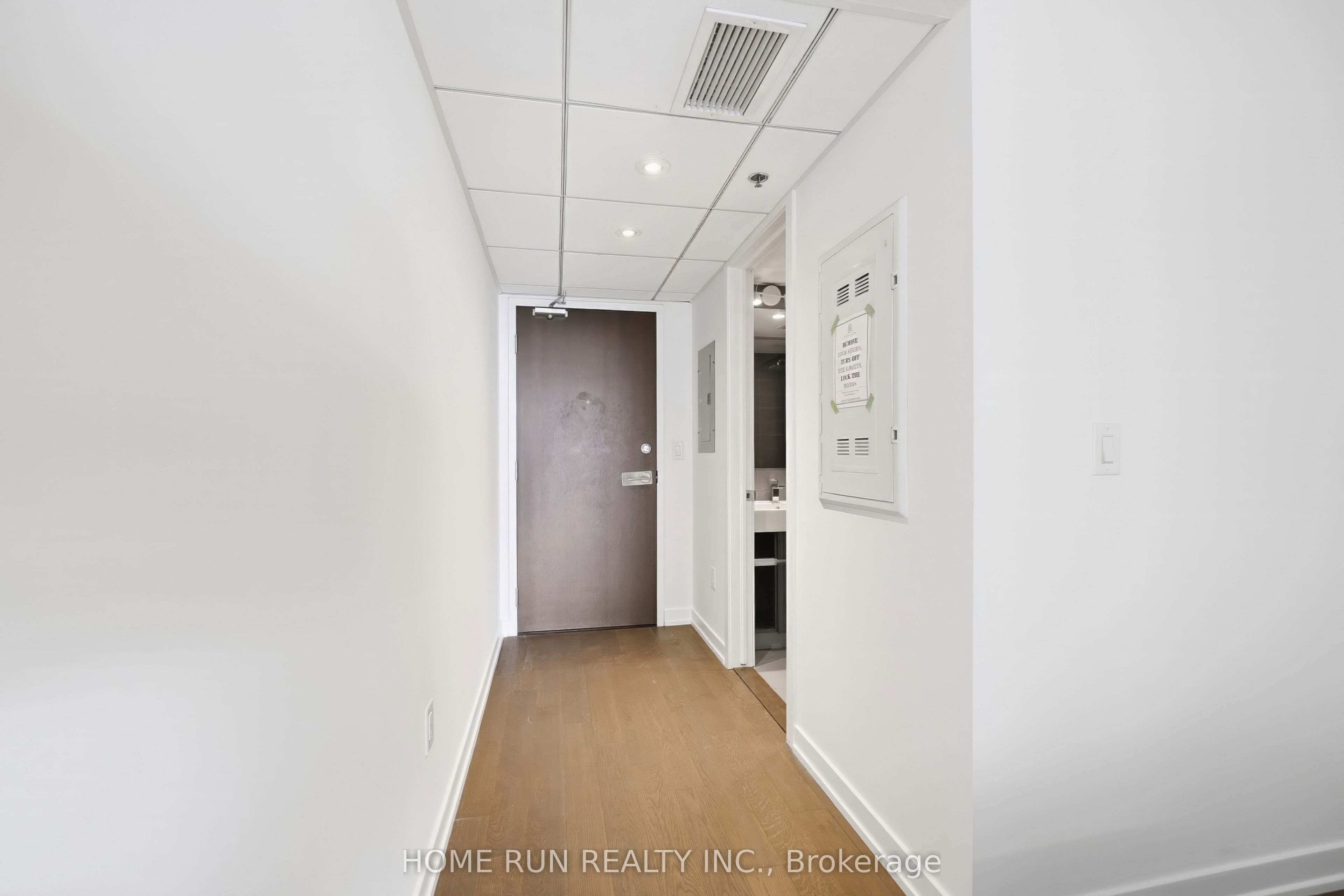 199 Slater Street 1205