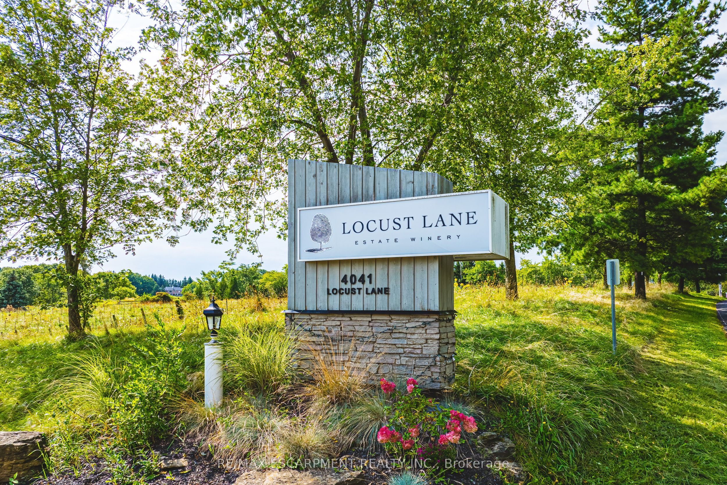 4041 Locust Lane