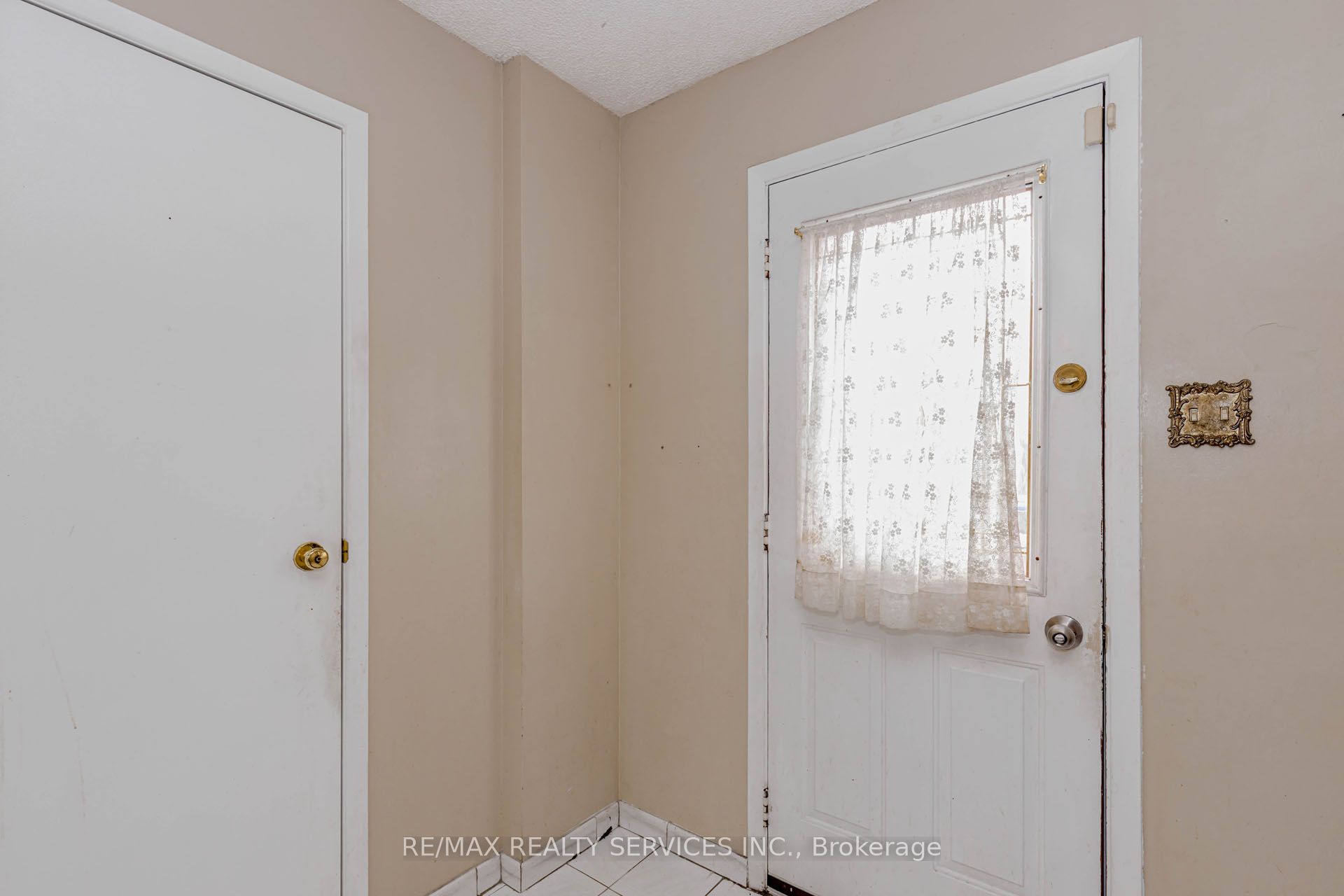 130 Cutters Crescent