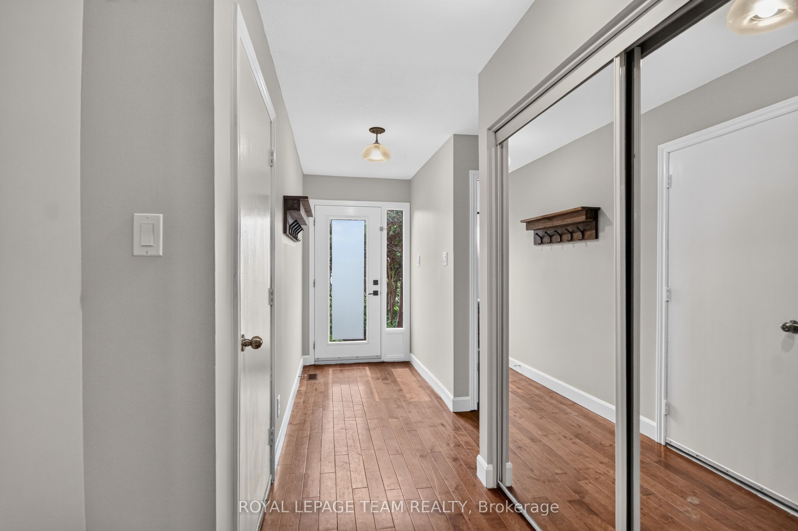 18 Chisholm Court 9