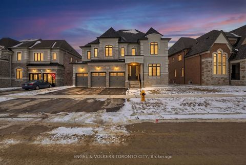 52 Bud Willmot Way King ON L7B 1B4