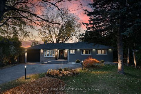 4 Chipper Court Halton Hills ON L7G 1L3