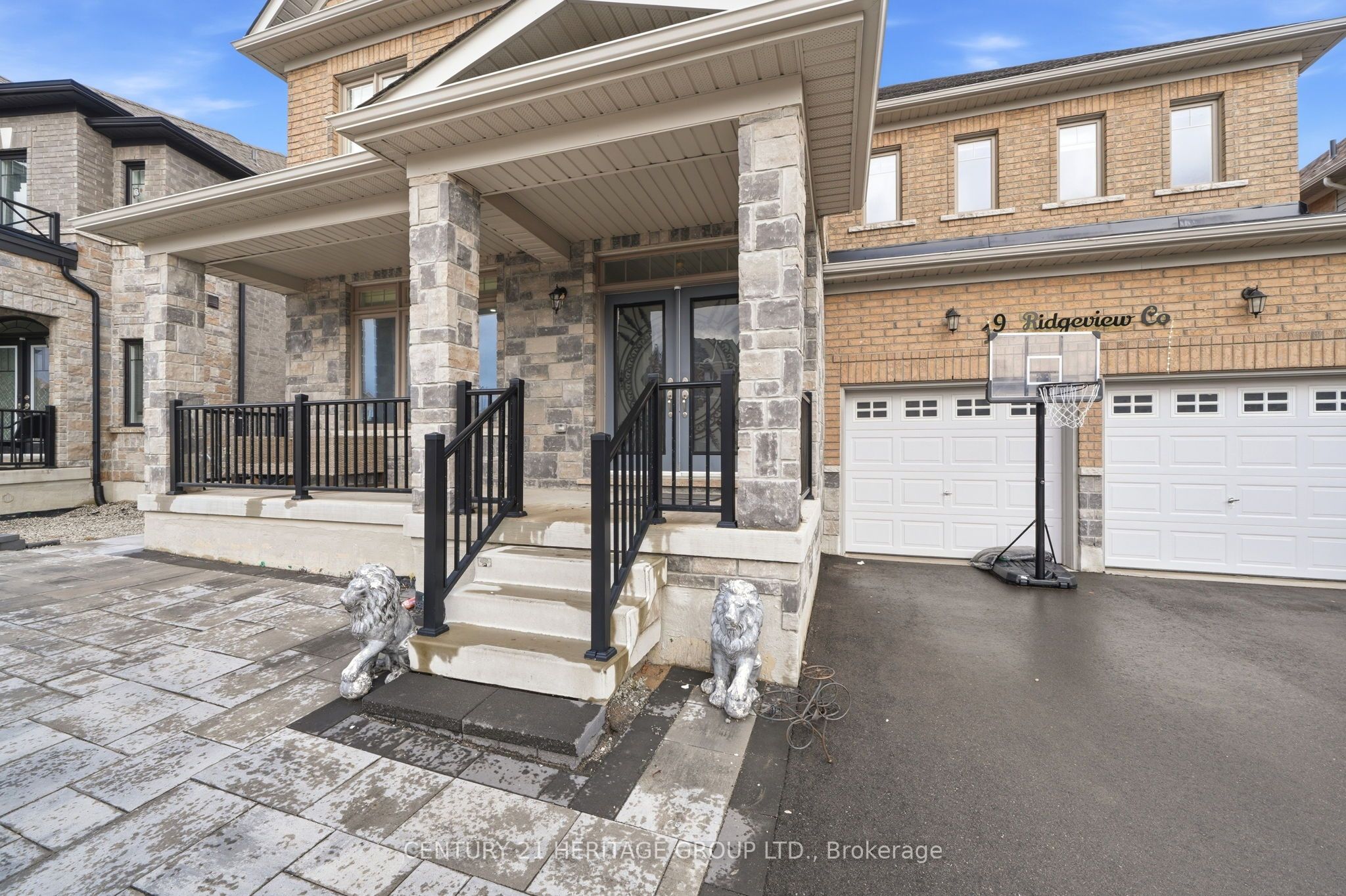 19 Ridgeview Court