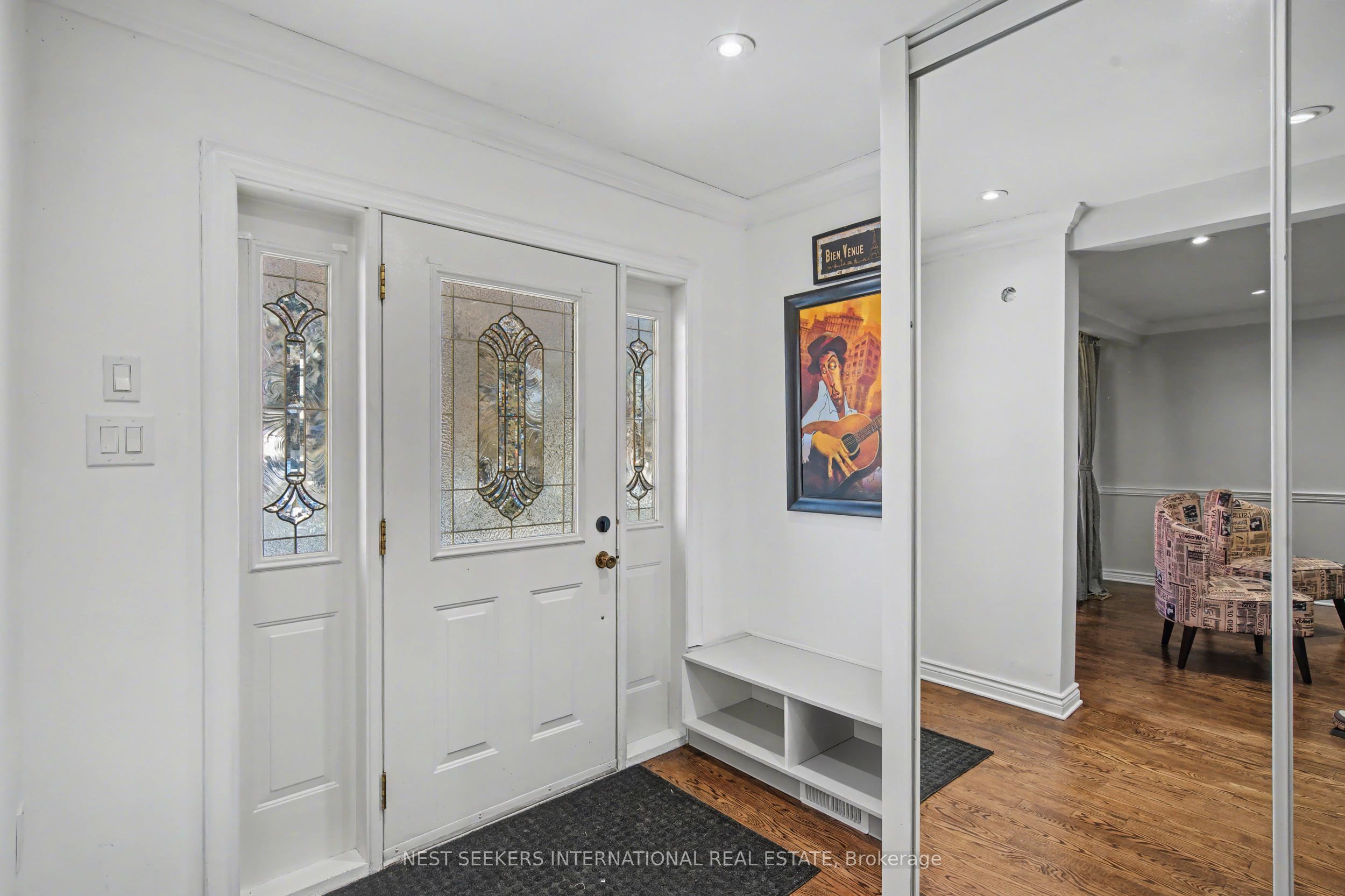 2765 Bushland Crescent