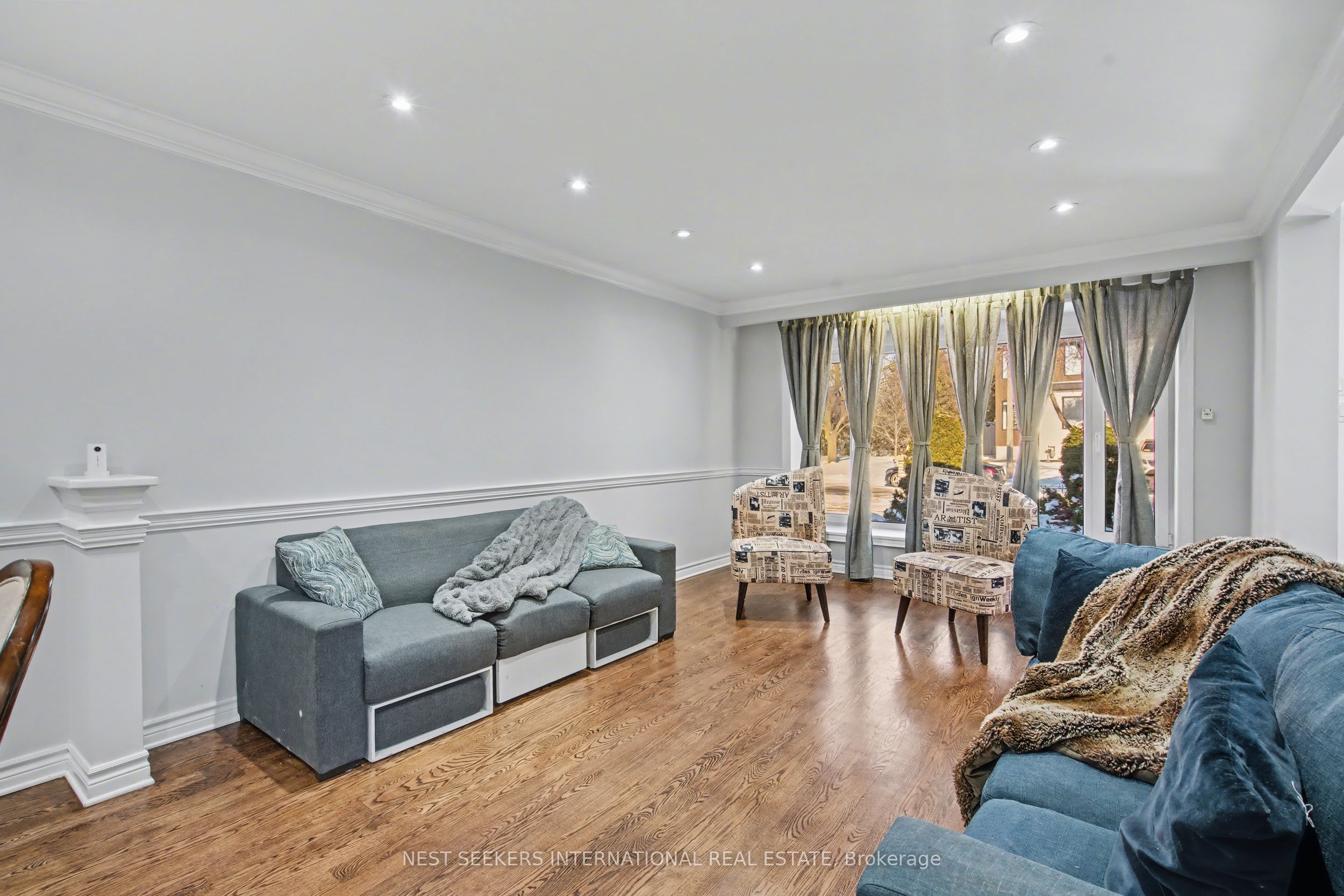 2765 Bushland Crescent