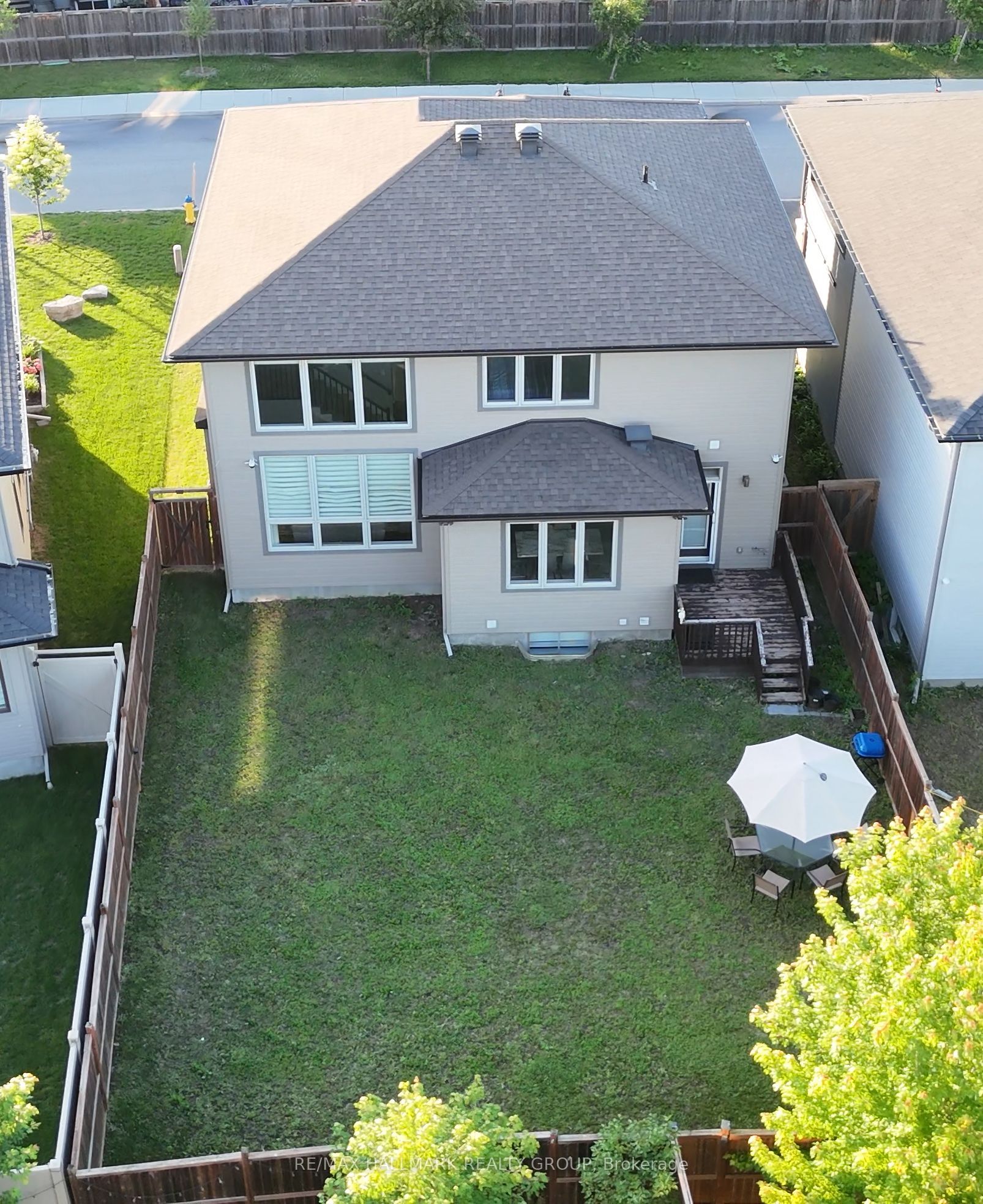 305 Oxer Place