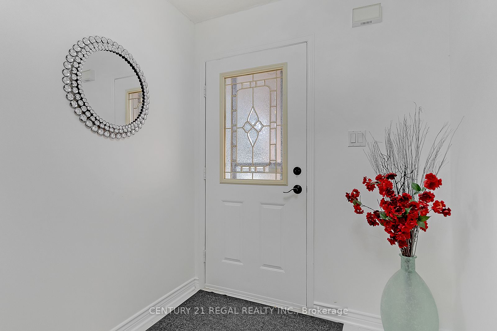 28 Upland Drive