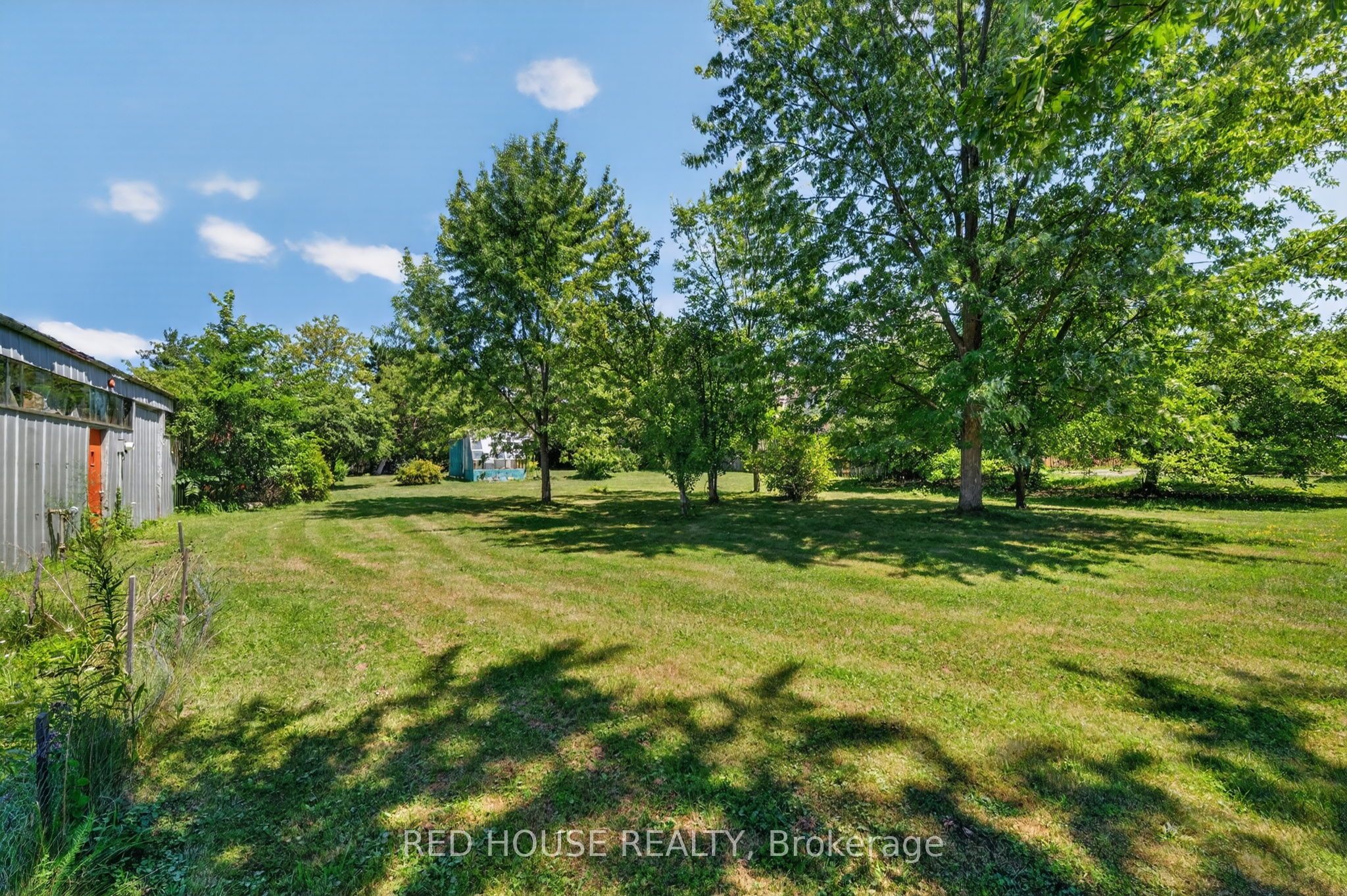 53 MCLAUGHLIN Road N