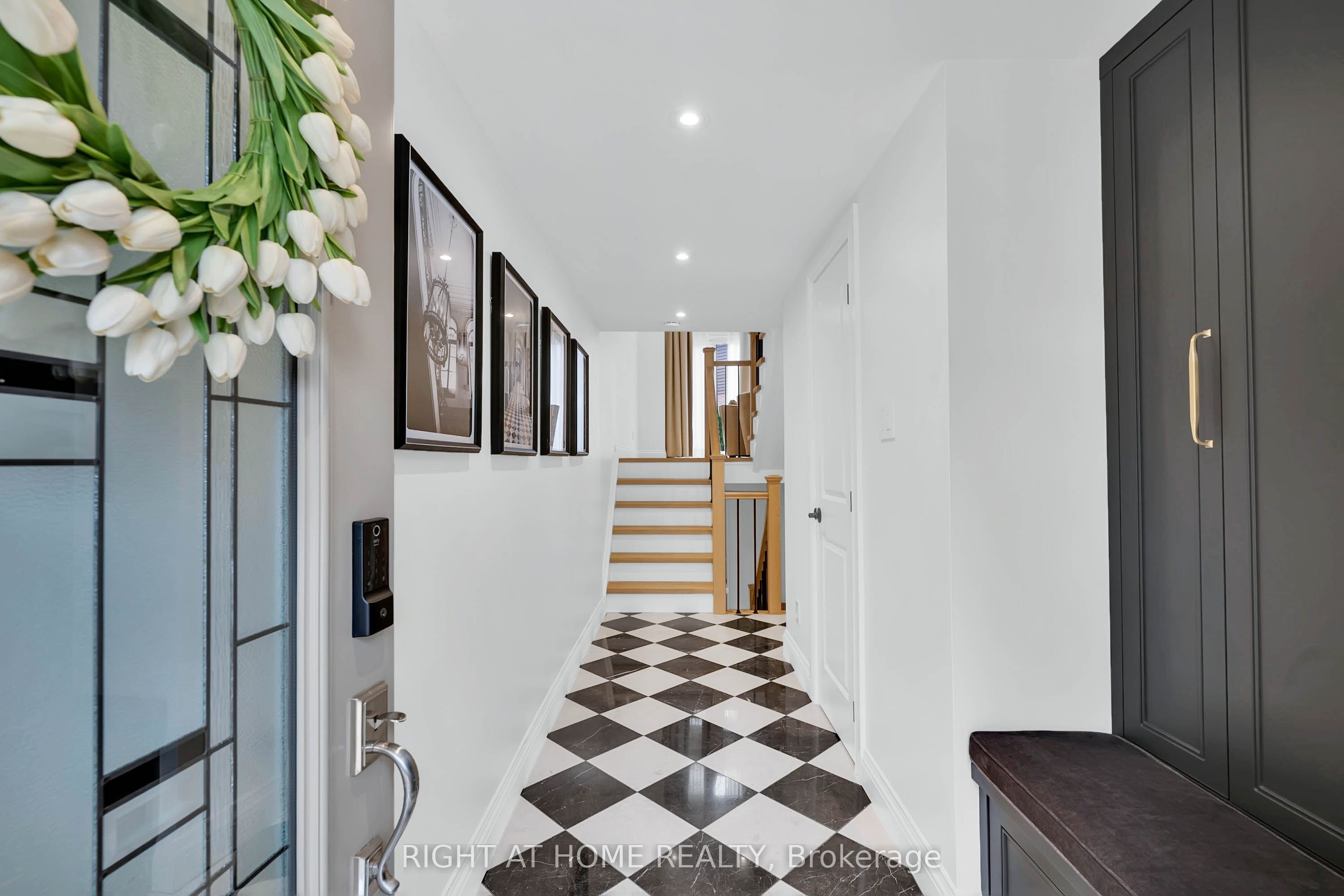 4165 Fieldgate Drive 43