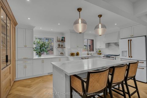 4165 Fieldgate Drive 43 Mississauga ON L4W 2M9