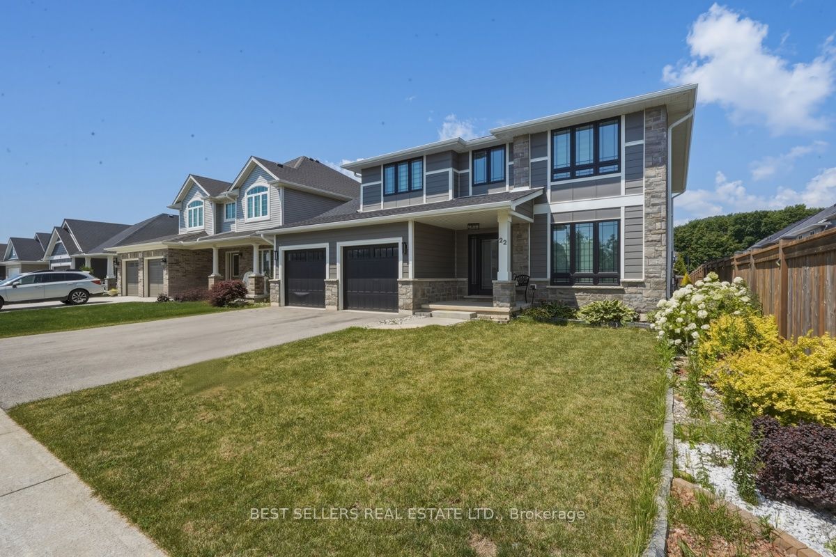 22 Weir Crescent