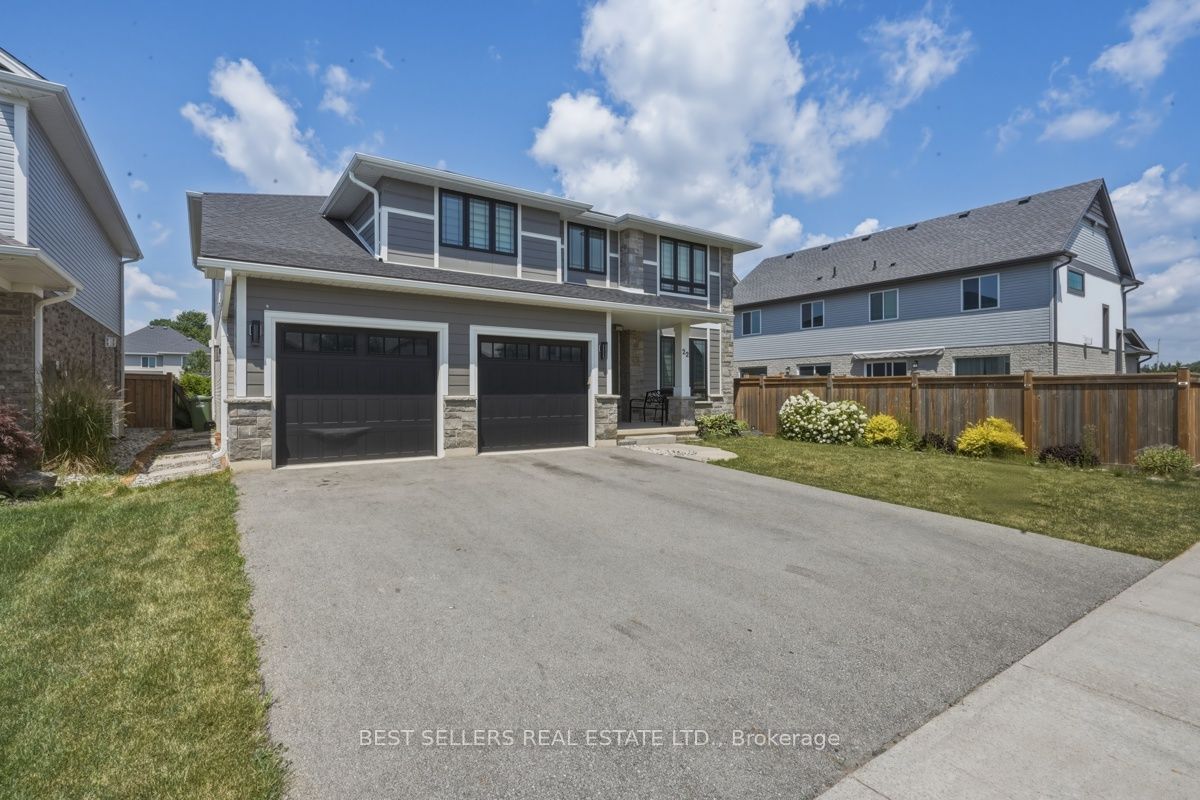 22 Weir Crescent