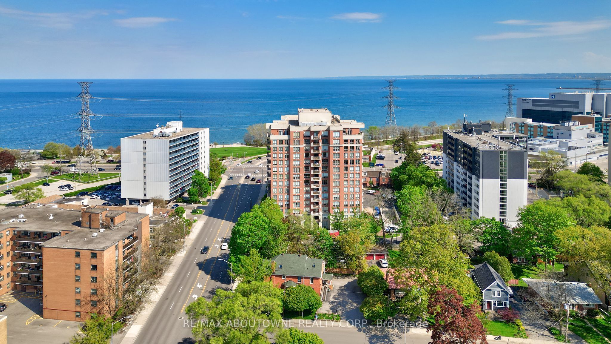 442 Maple Avenue 606