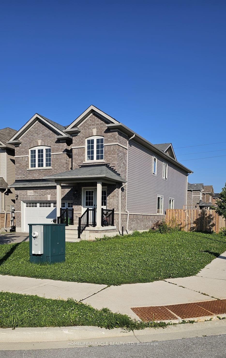 316 Vandusen Avenue