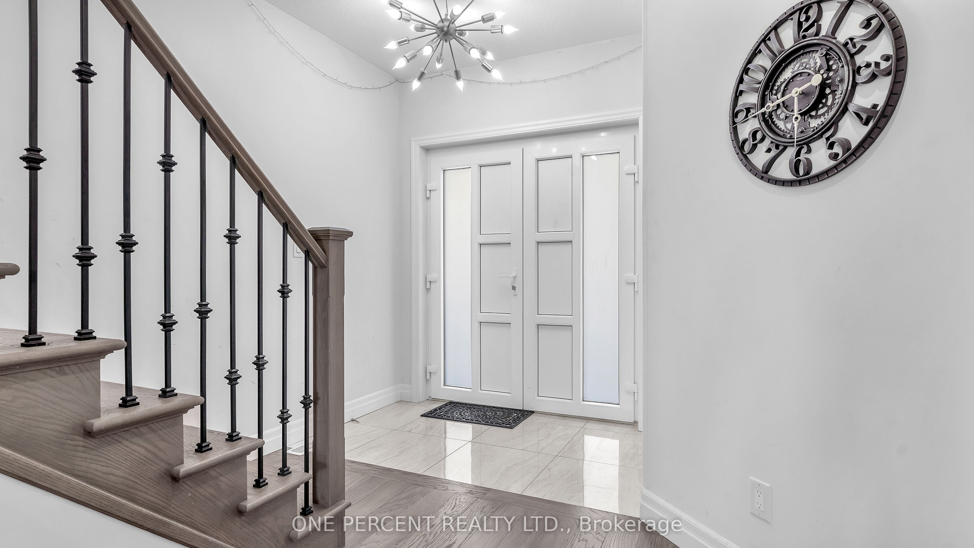 823 CEDARPARK Way