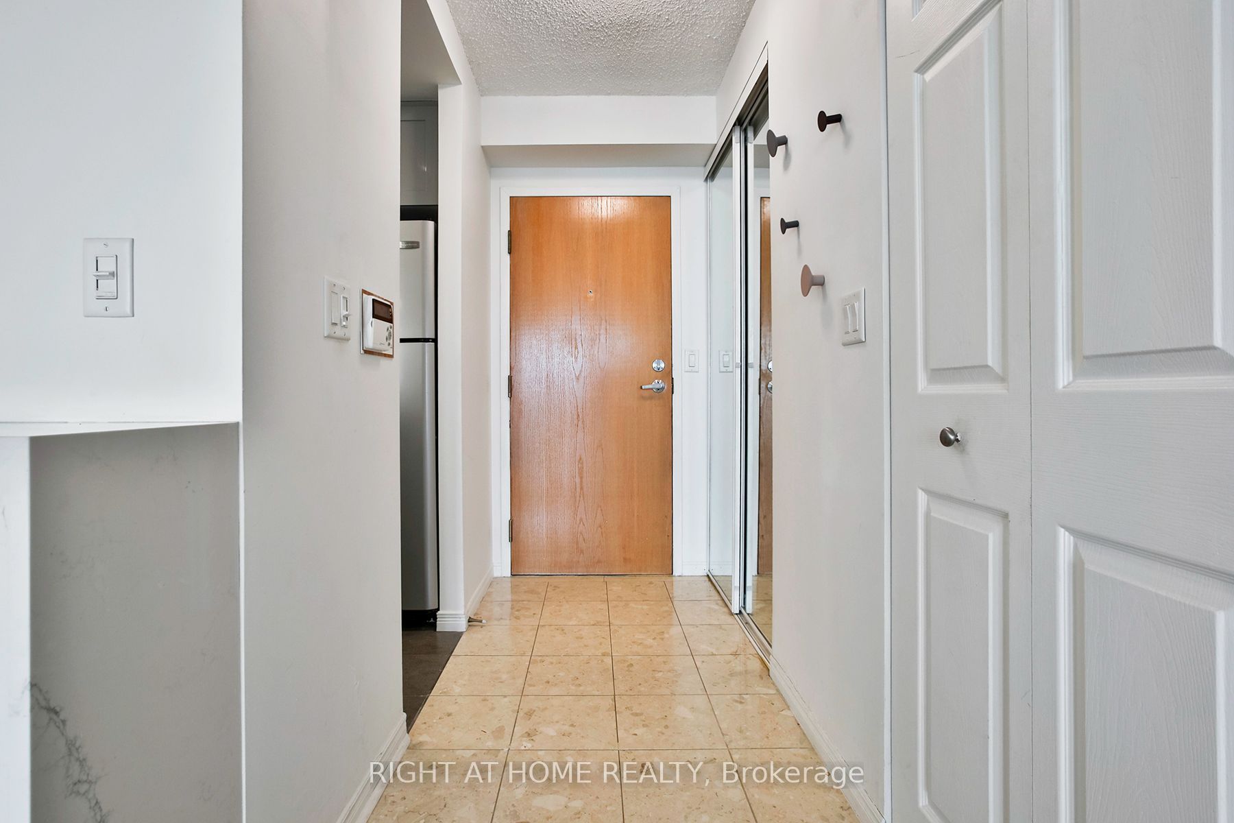 7 Concorde Place 2212