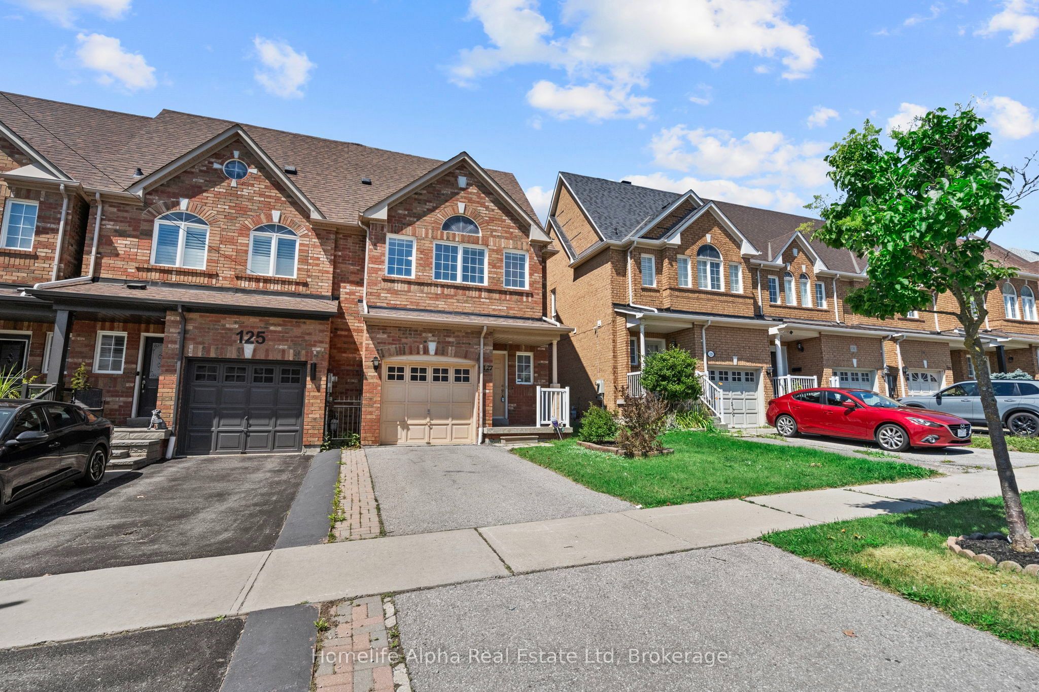127 Dooley Crescent